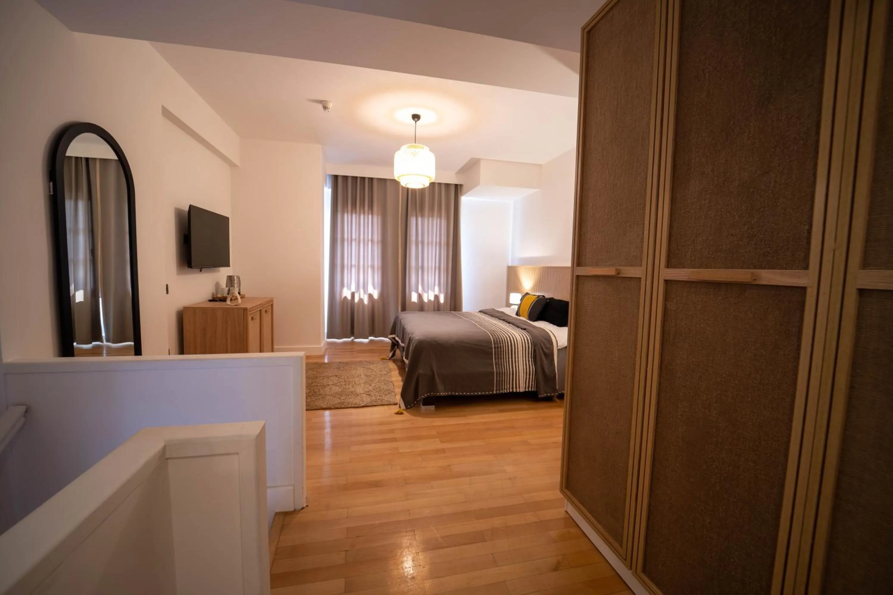 Photo of the whole room, Bed in Hotel Club-E