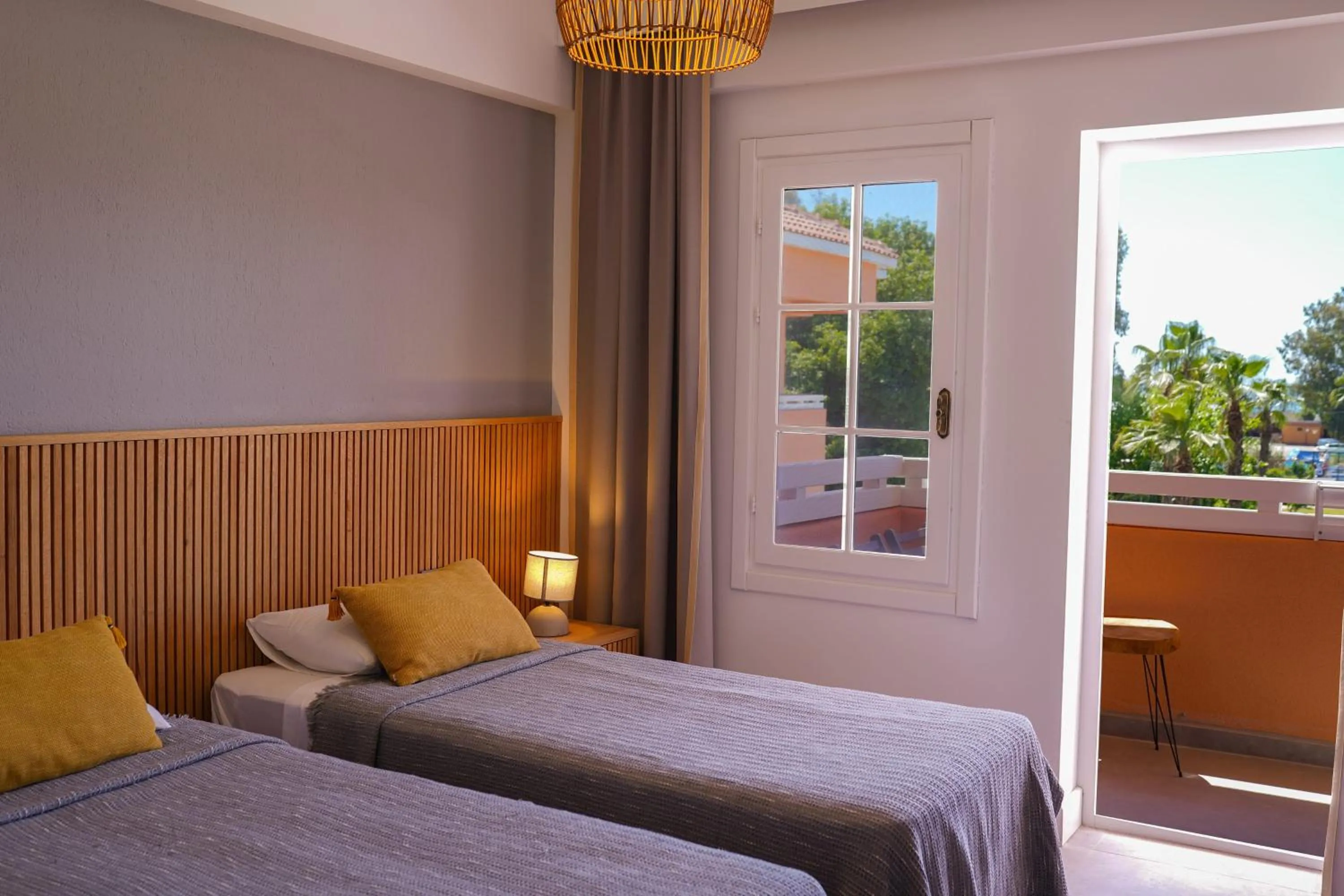 Bedroom, Bed in Hotel Club-E