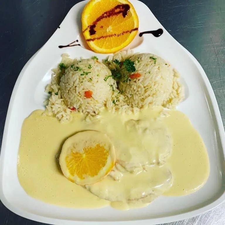 Restaurant/places to eat in Hotel Almenrausch