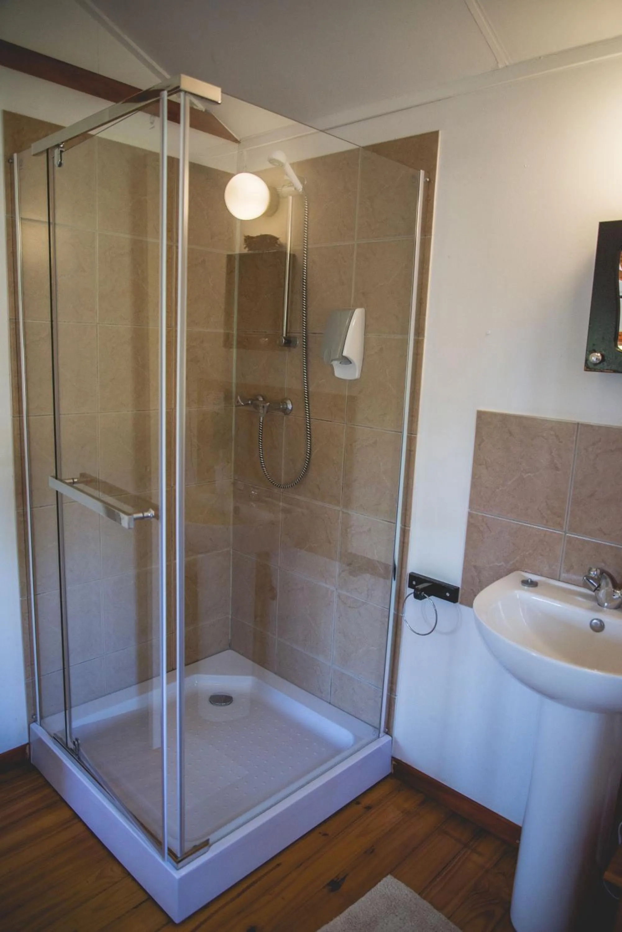 Bathroom in Thokozani Lodge