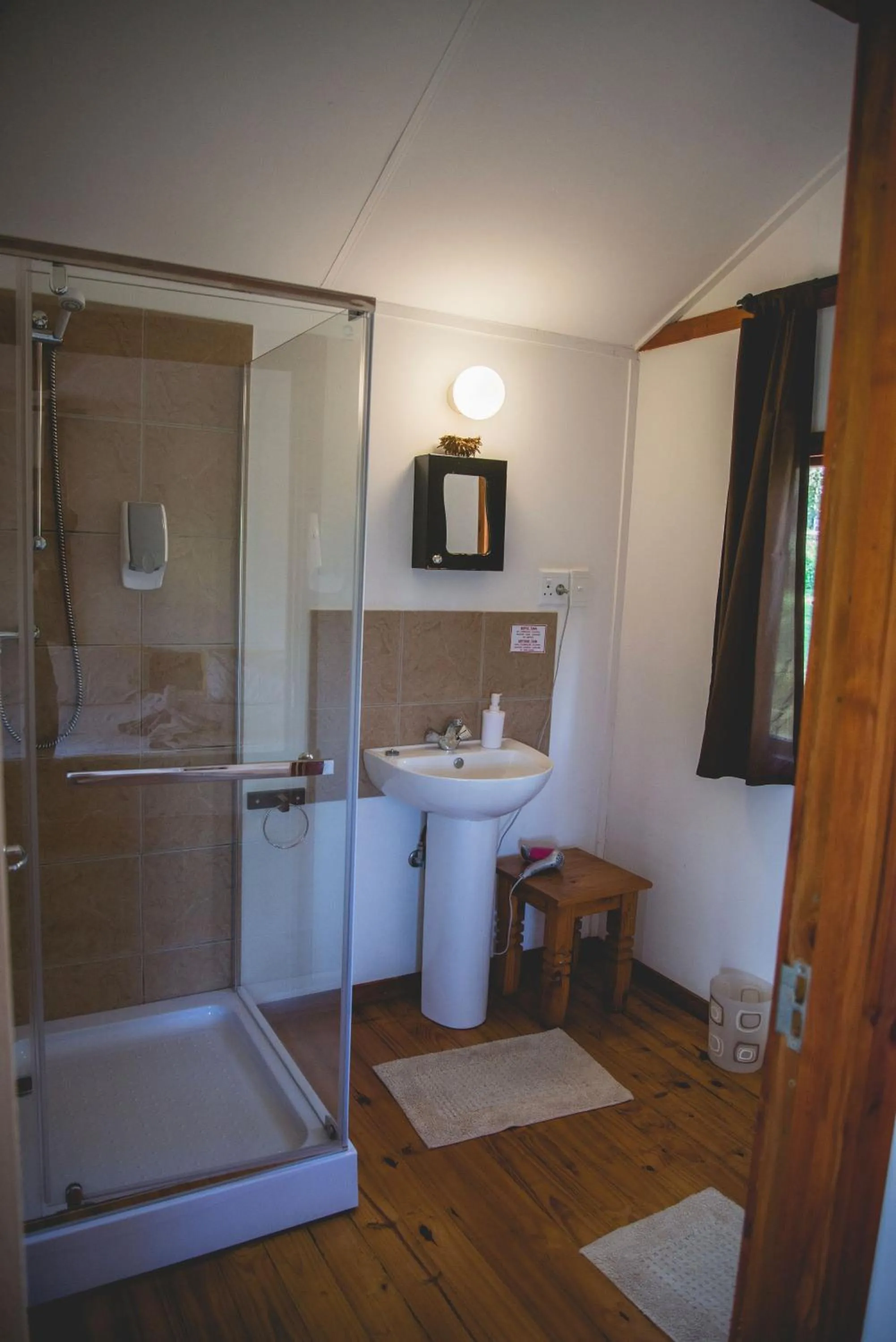 Bathroom in Thokozani Lodge