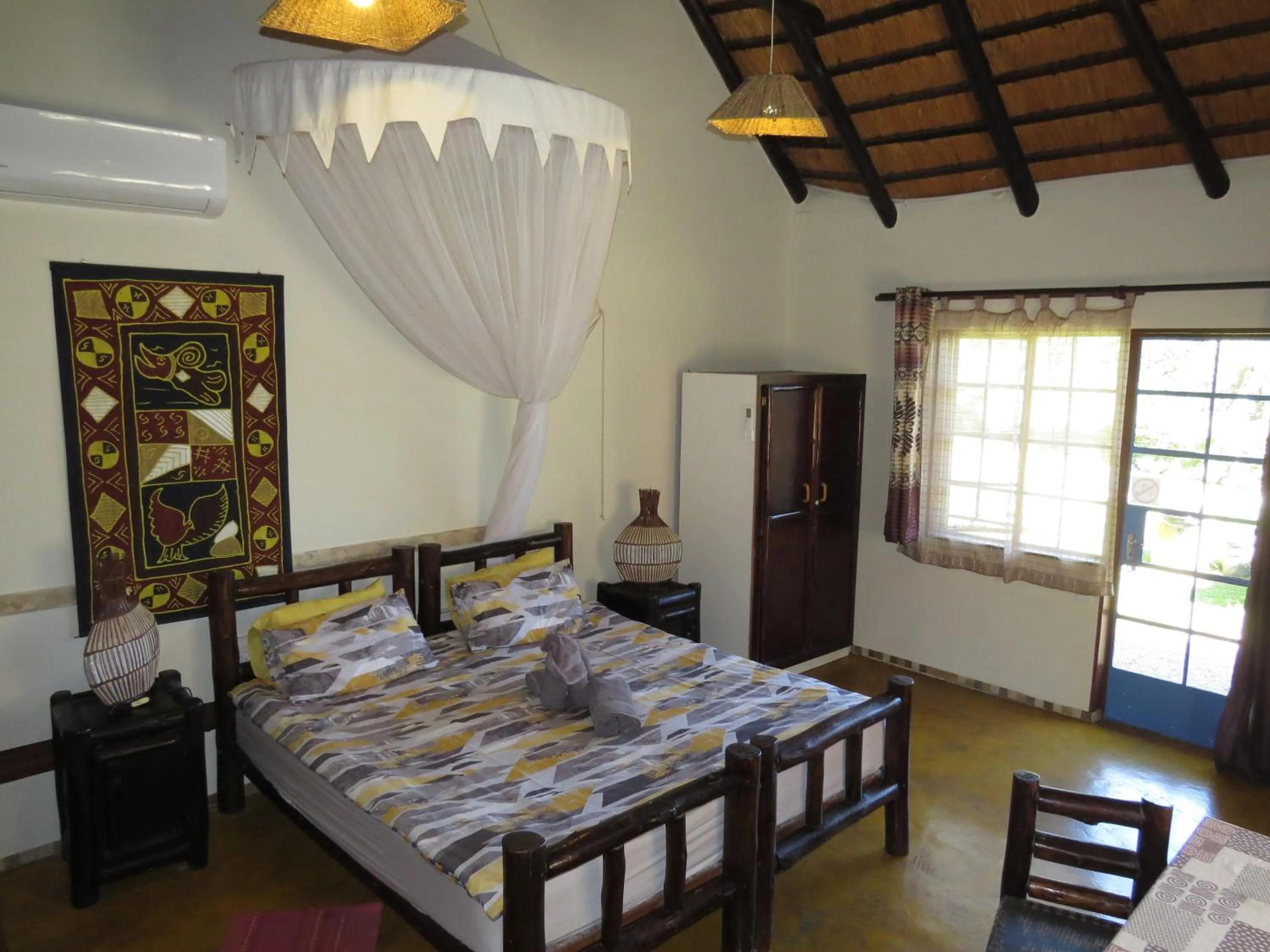 Staff, Bed in Thokozani Lodge