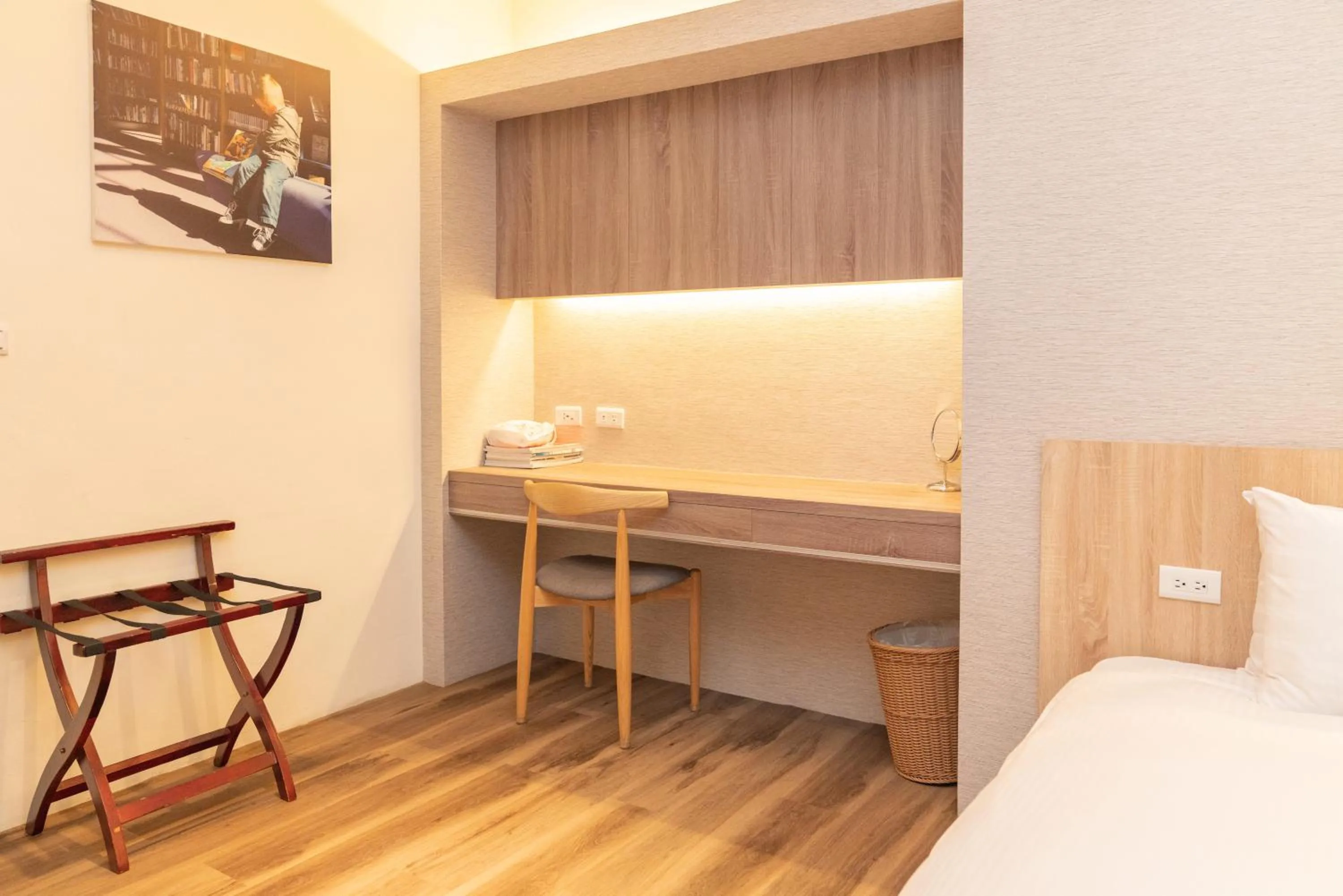 Traveller-Inn Zhongzheng Library