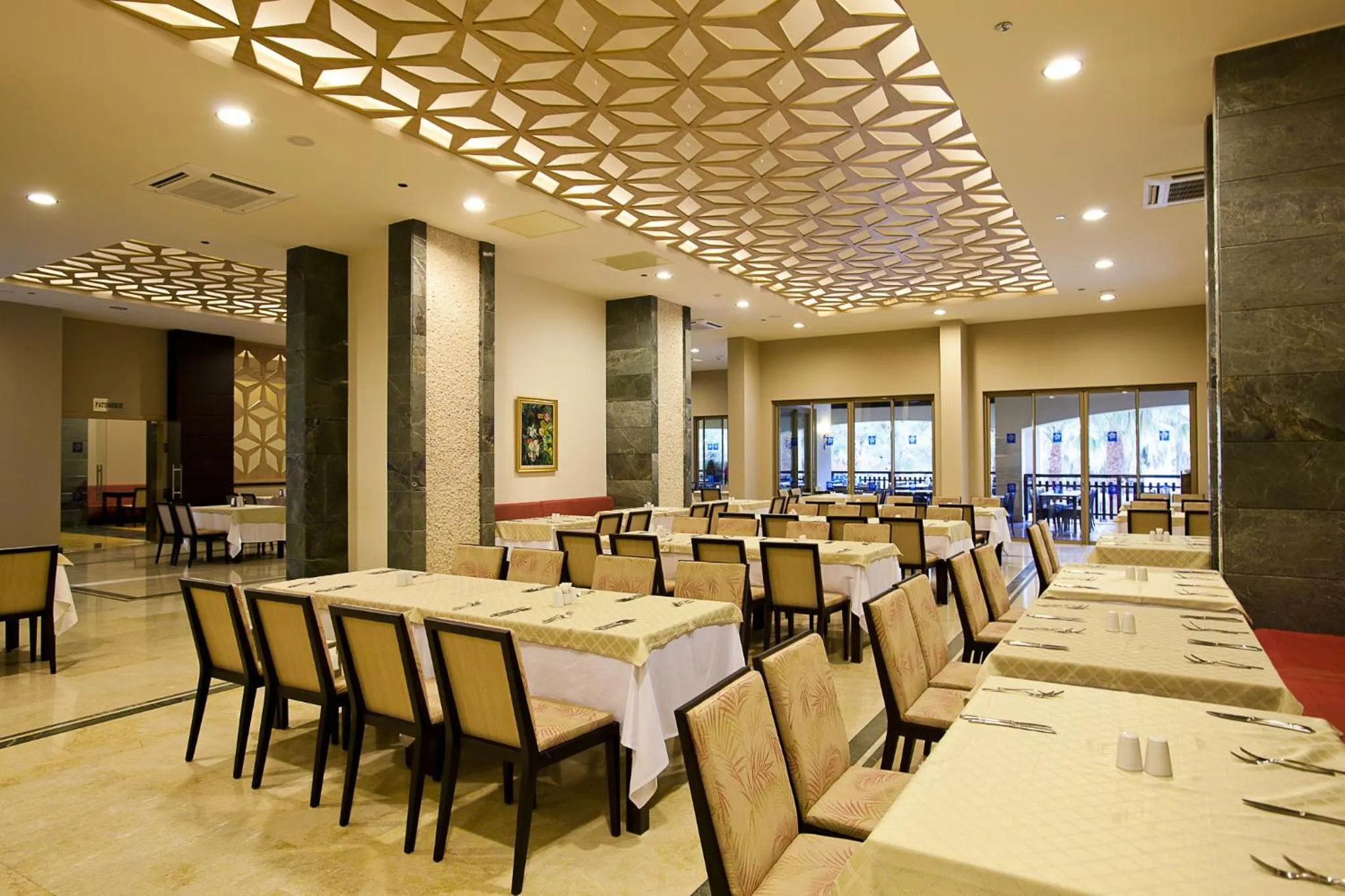 Breakfast in Club Melas Privé