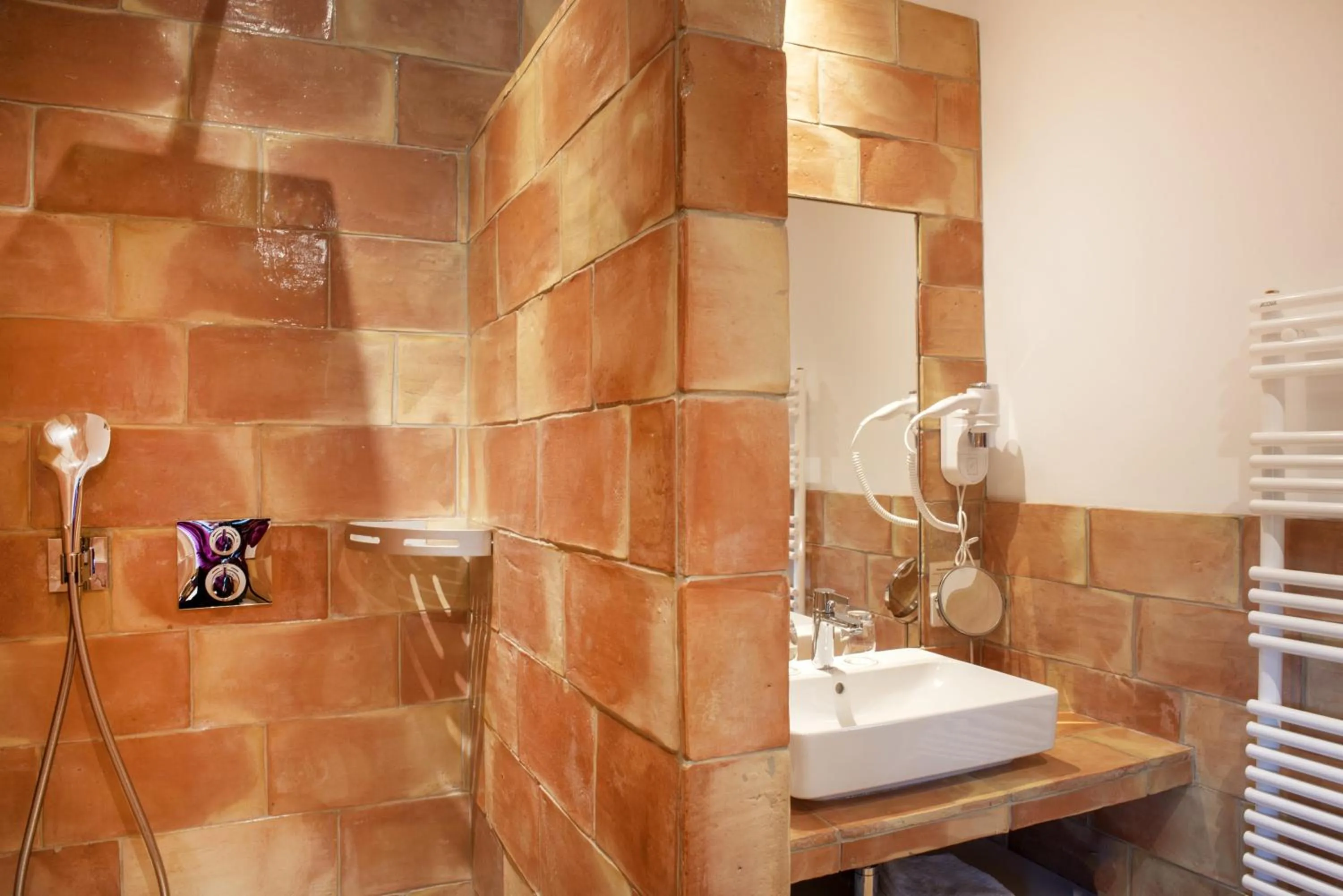 Shower in La Ferme Chapouton - Teritoria