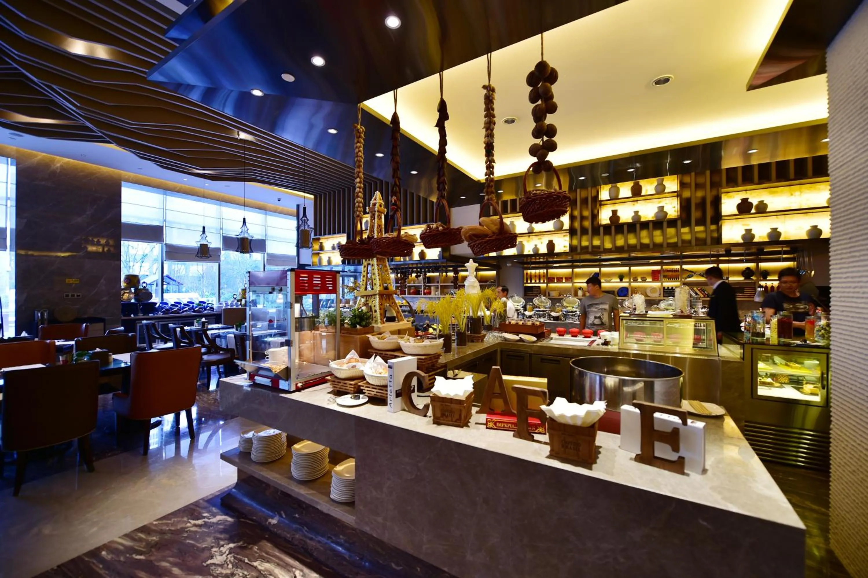 Restaurant/places to eat in Wanda Realm Hotel Tai'an