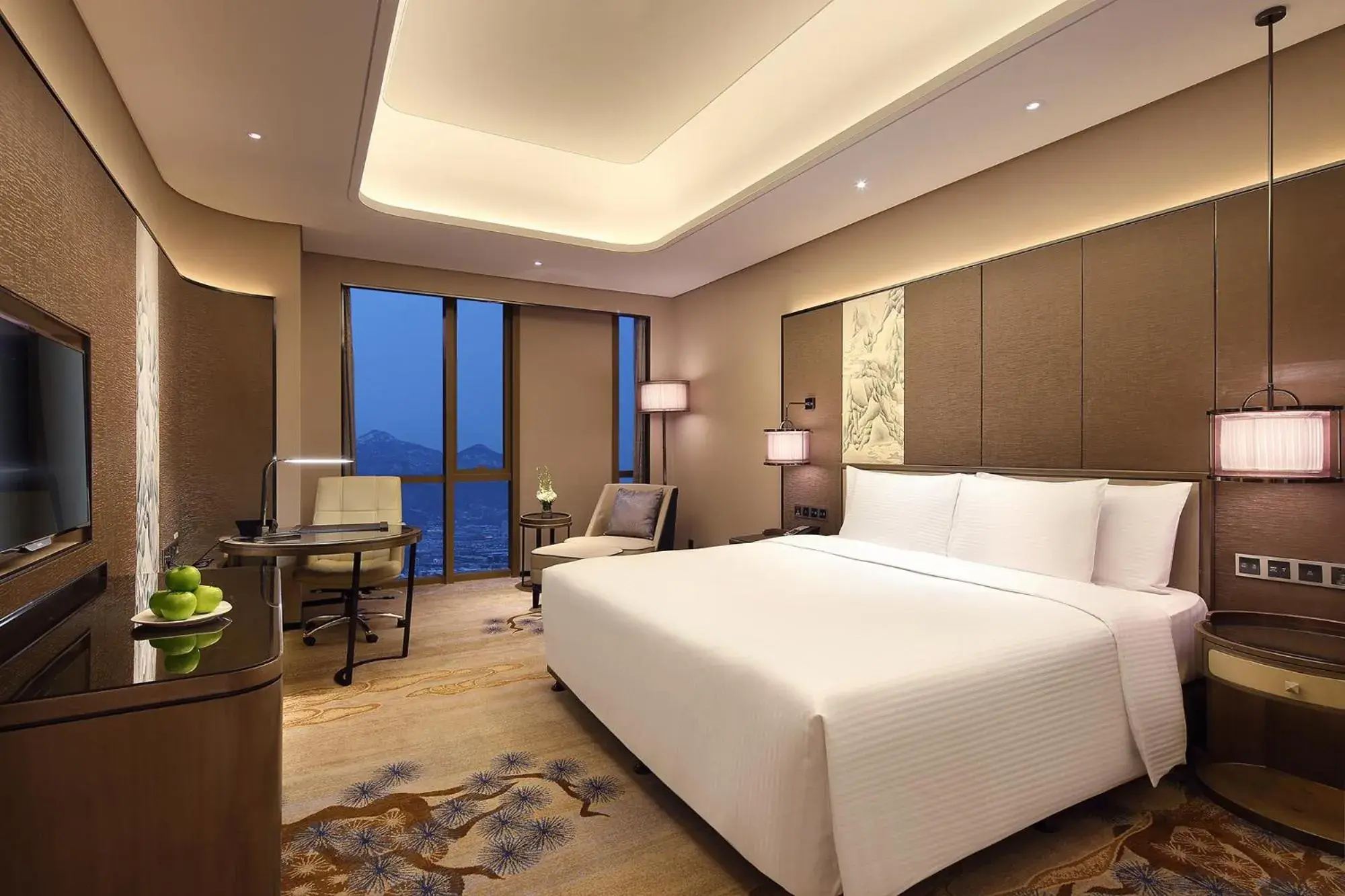 Queen Room with Mountain View in Wanda Realm Hotel Tai'an Queen Room with Mountain View in Wanda Realm Hotel Tai'an