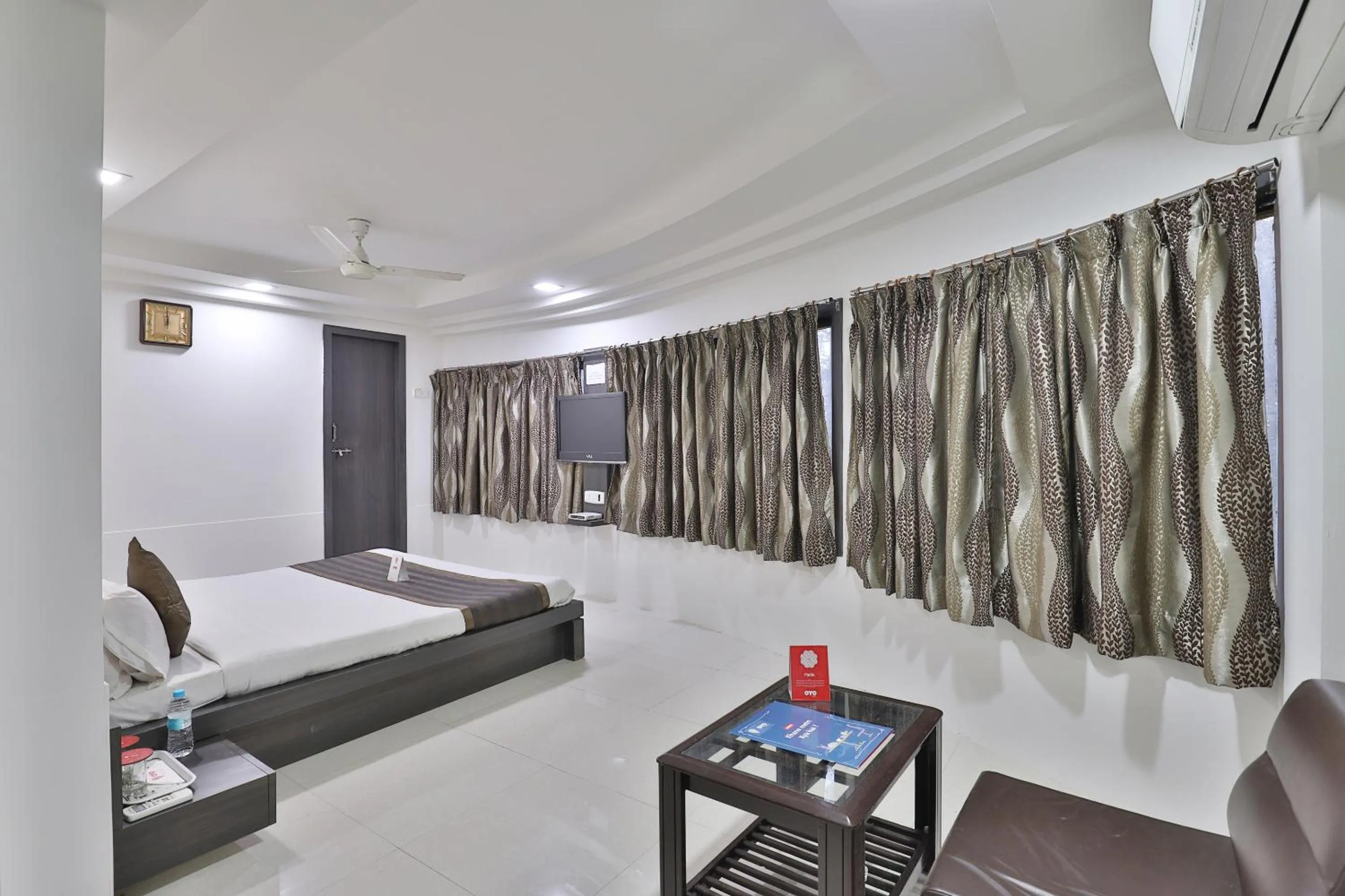 Bed in Hotel Nova Cross Road