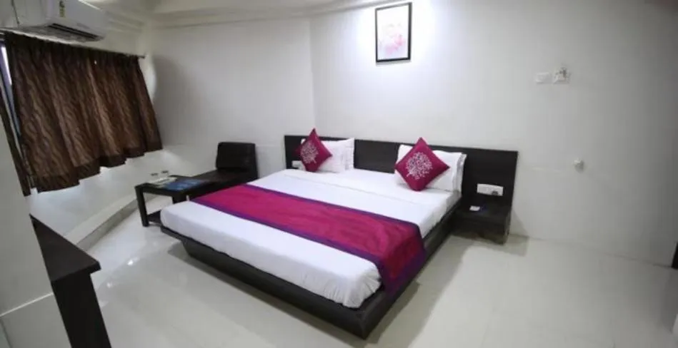 Bed in Hotel Nova Cross Road