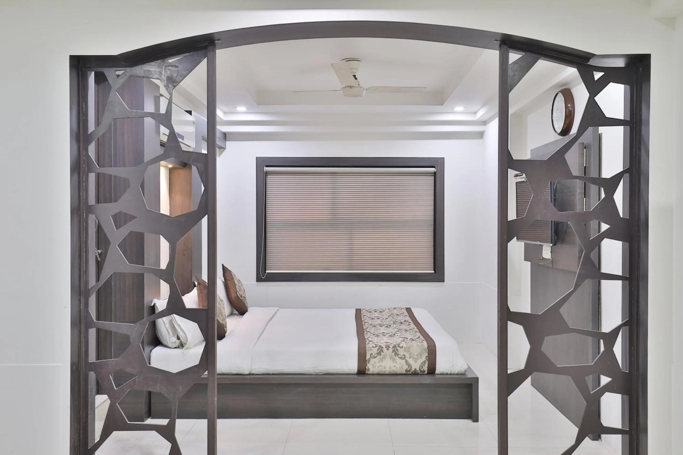 Bed in Hotel Nova Cross Road