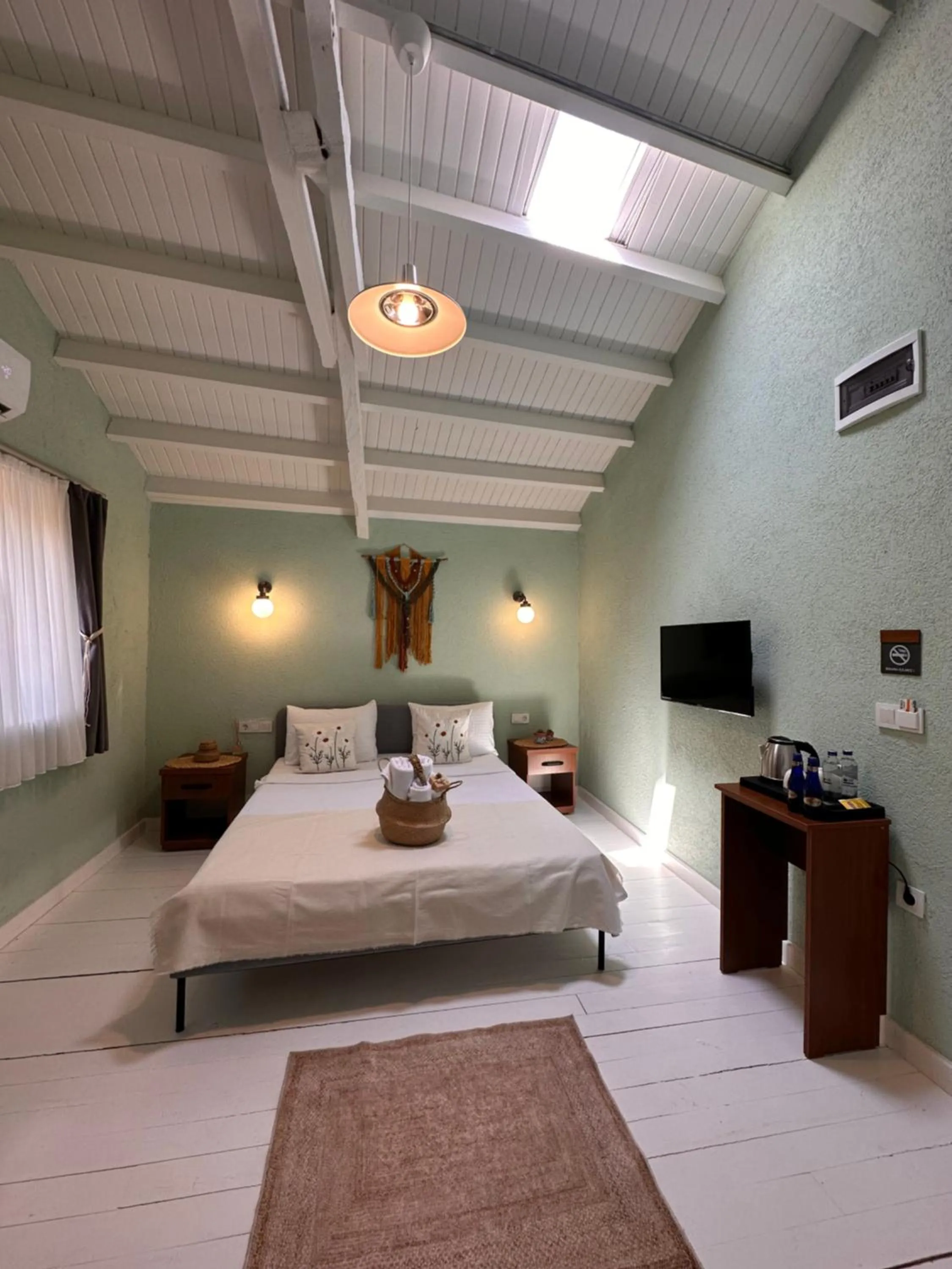 Bed in Hanole Macaron Guest House