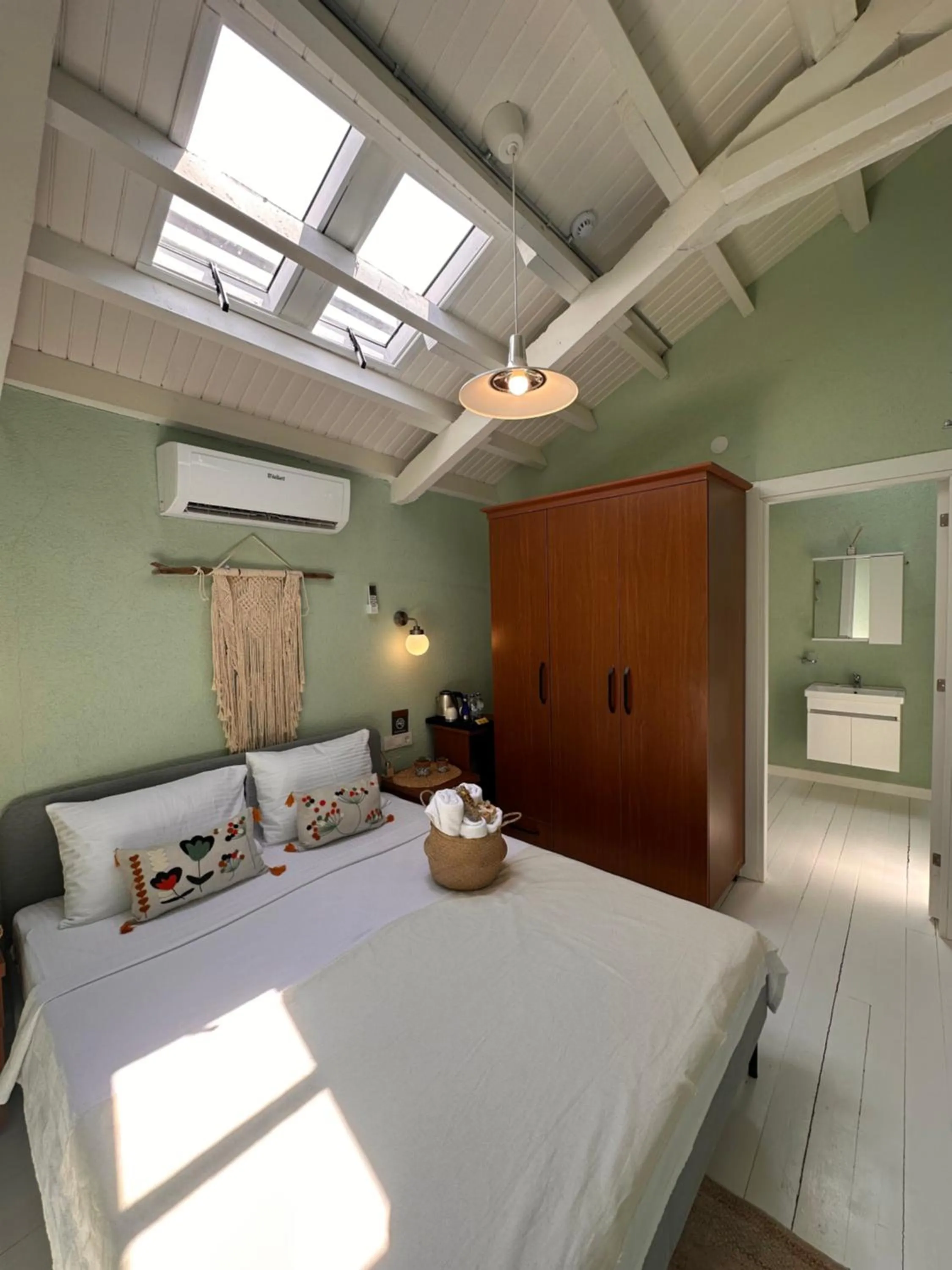 Bed in Hanole Macaron Guest House