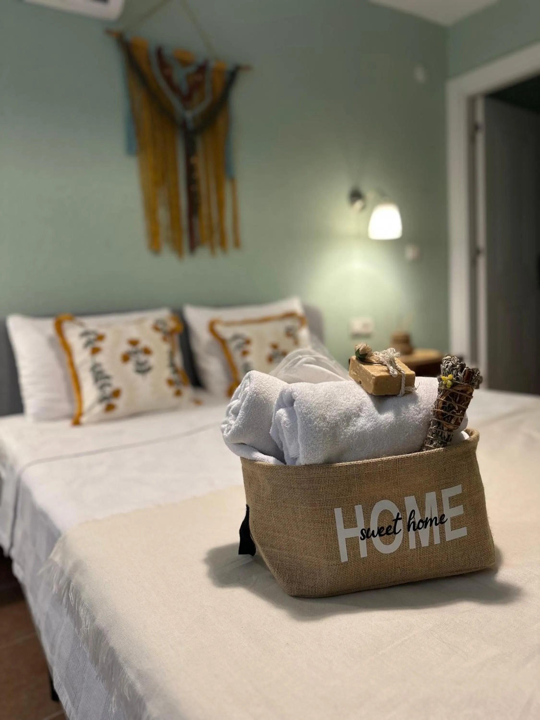 Bed in Hanole Macaron Guest House