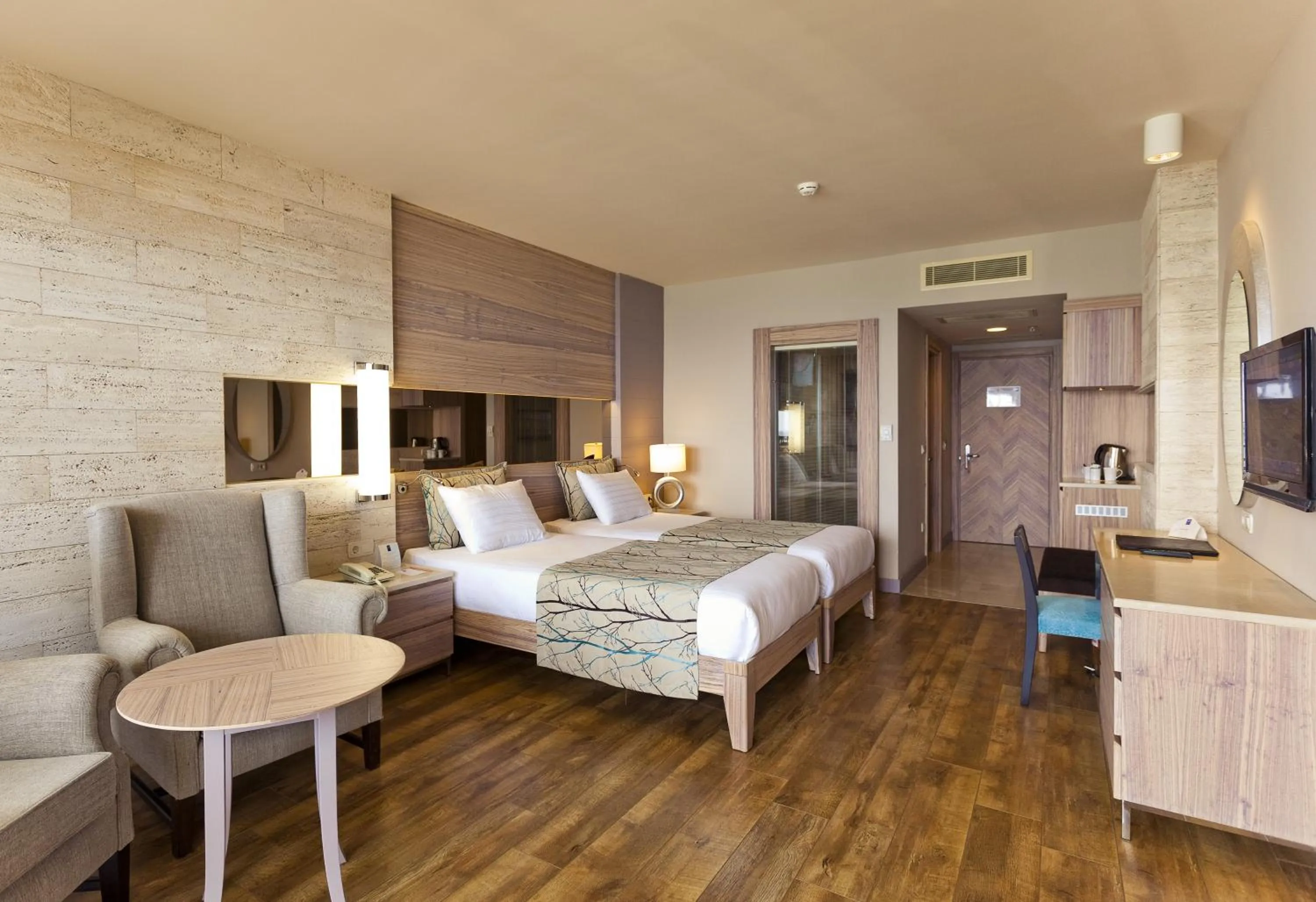 Photo of the whole room, Bed in Melas Resort Hotel