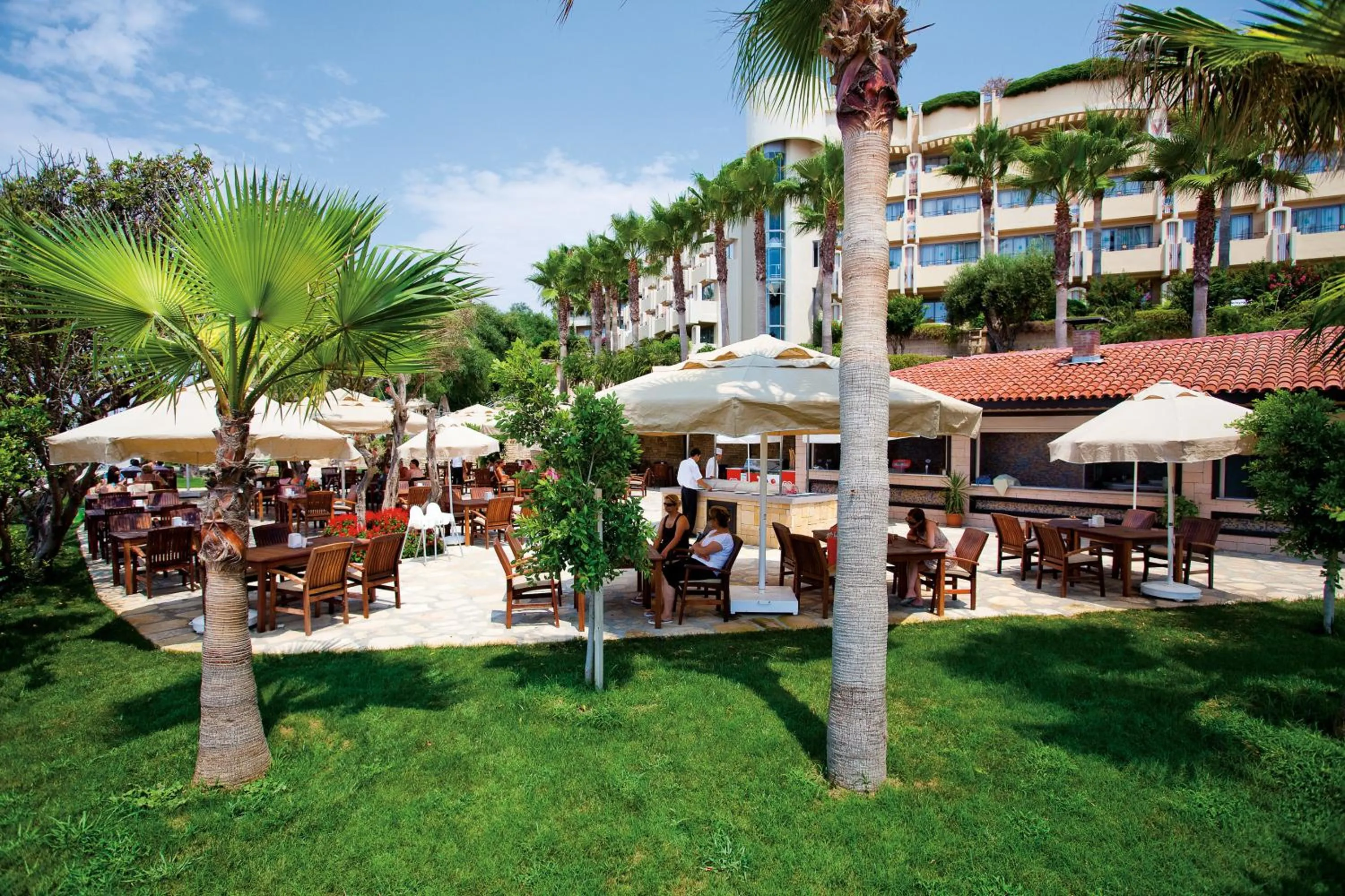 Restaurant/places to eat in Melas Resort Hotel