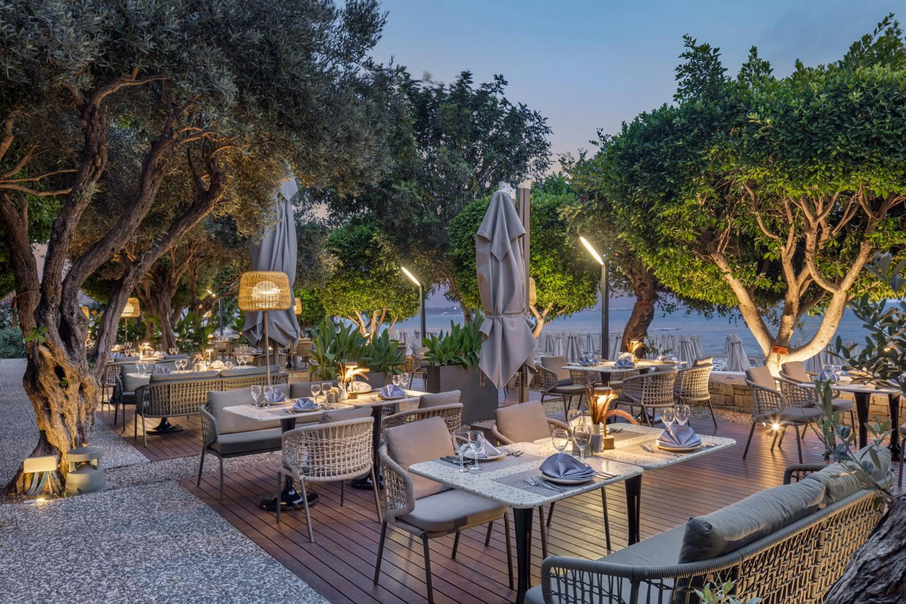 Restaurant/places to eat in Melas Resort Hotel