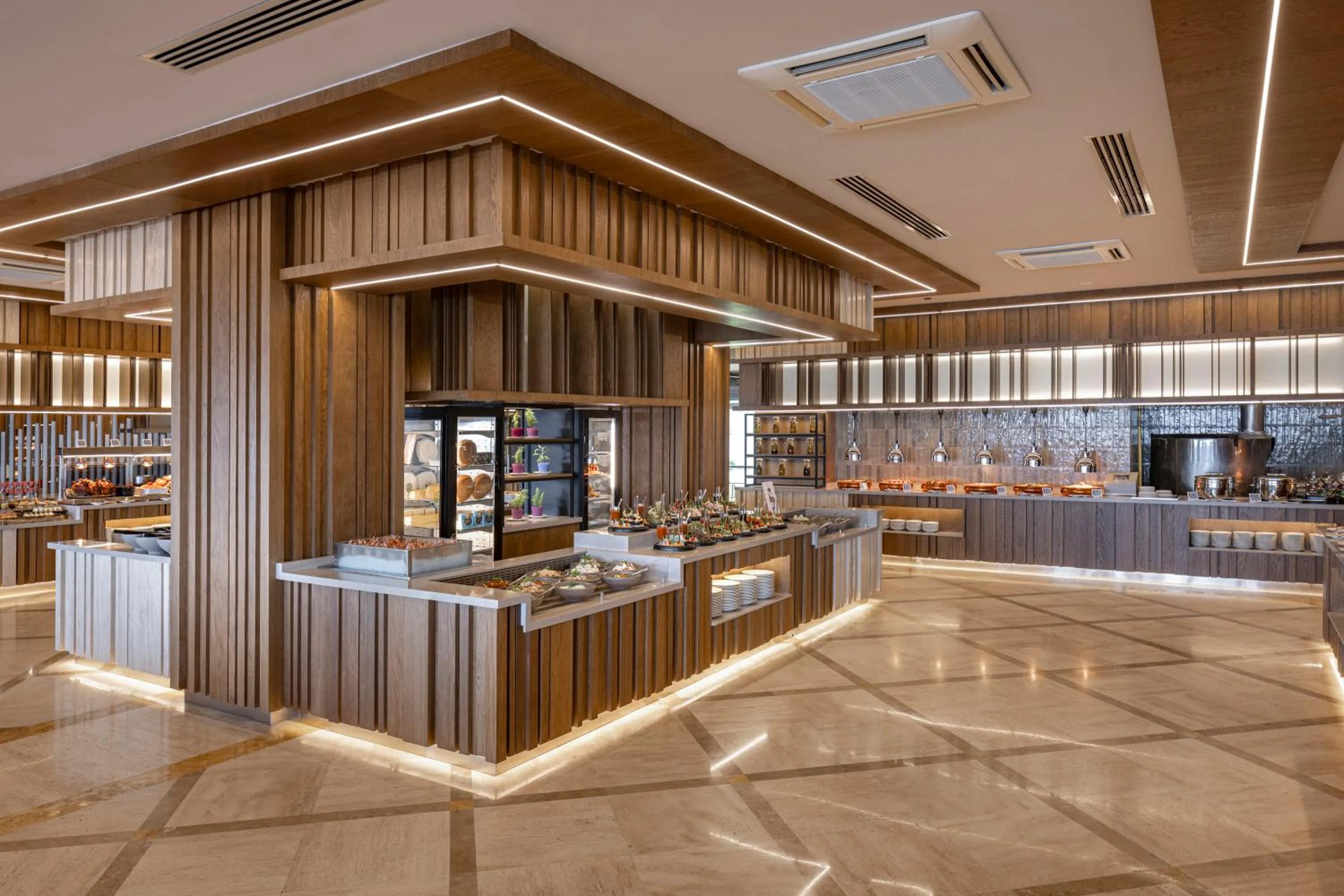 Restaurant/places to eat in Melas Resort Hotel