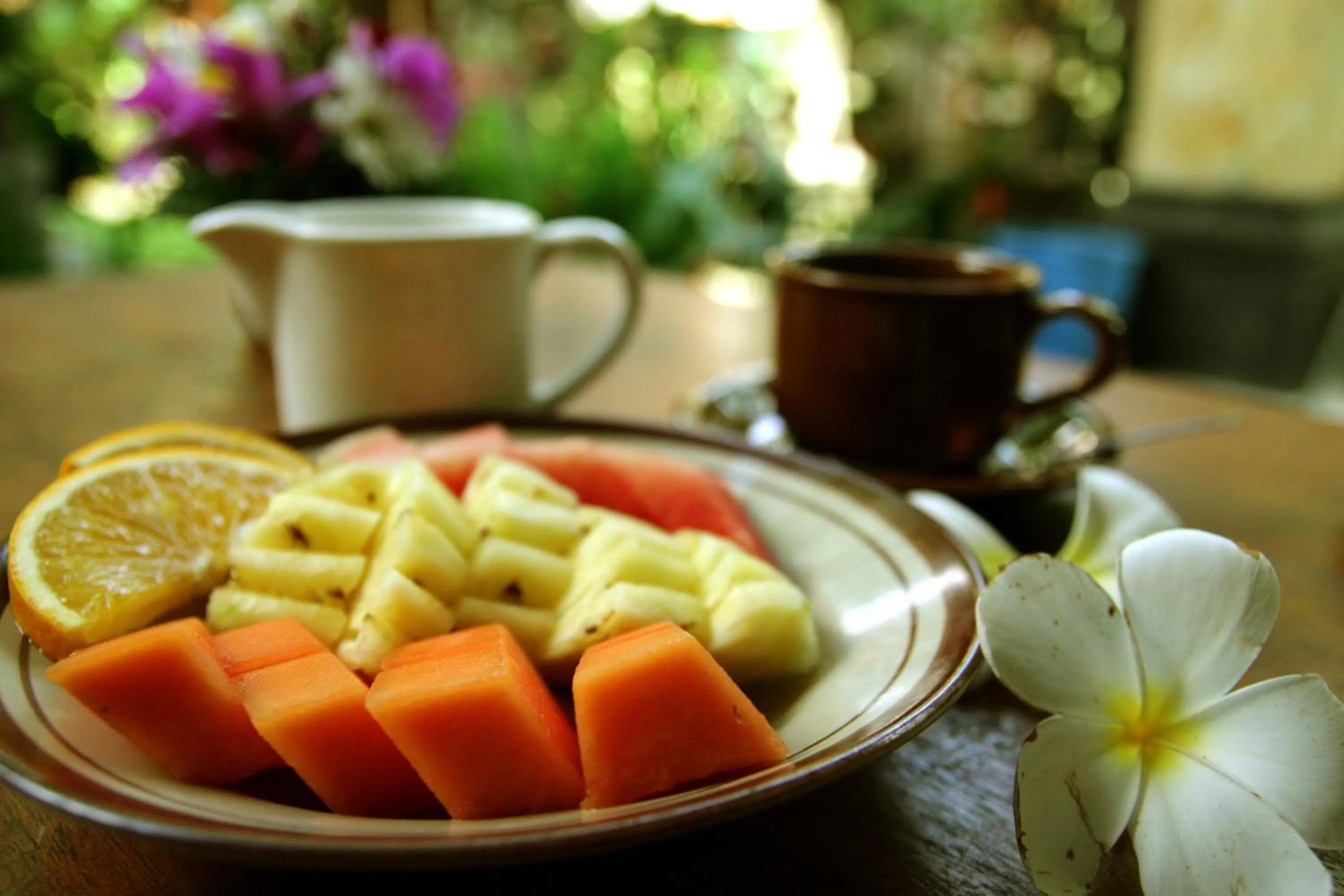 Food and drinks in Suryadina Guest House