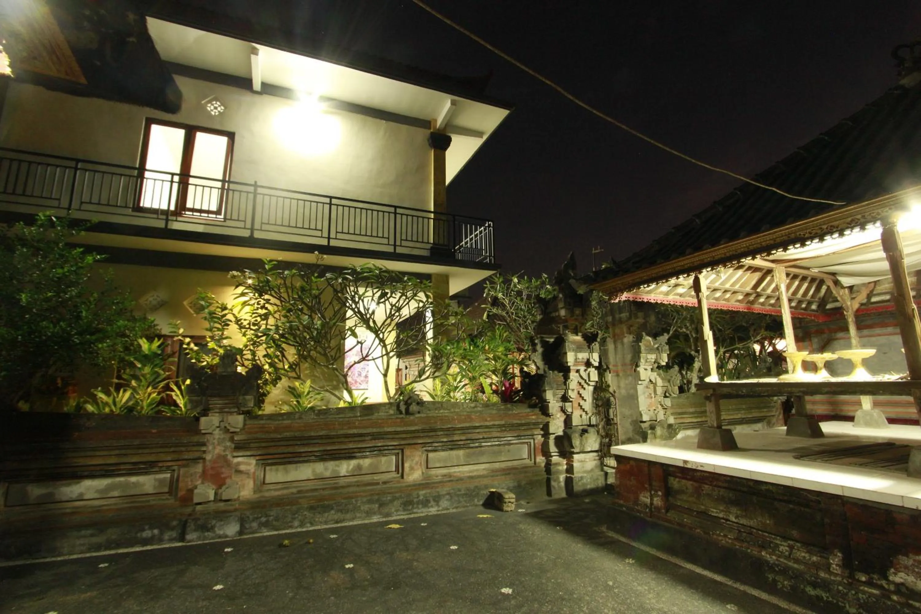 Property building in Suryadina Guest House