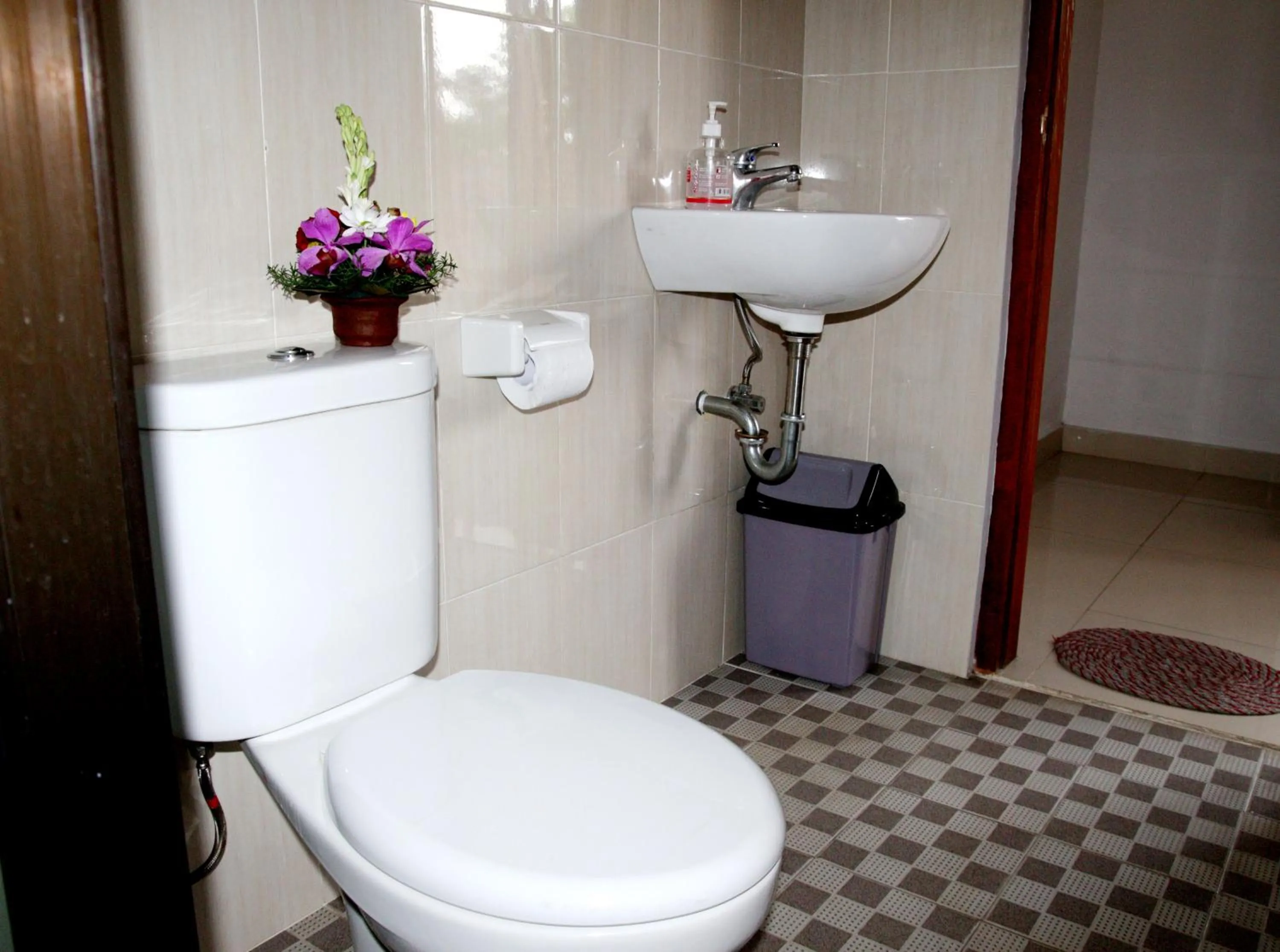 Suryadina Guest House