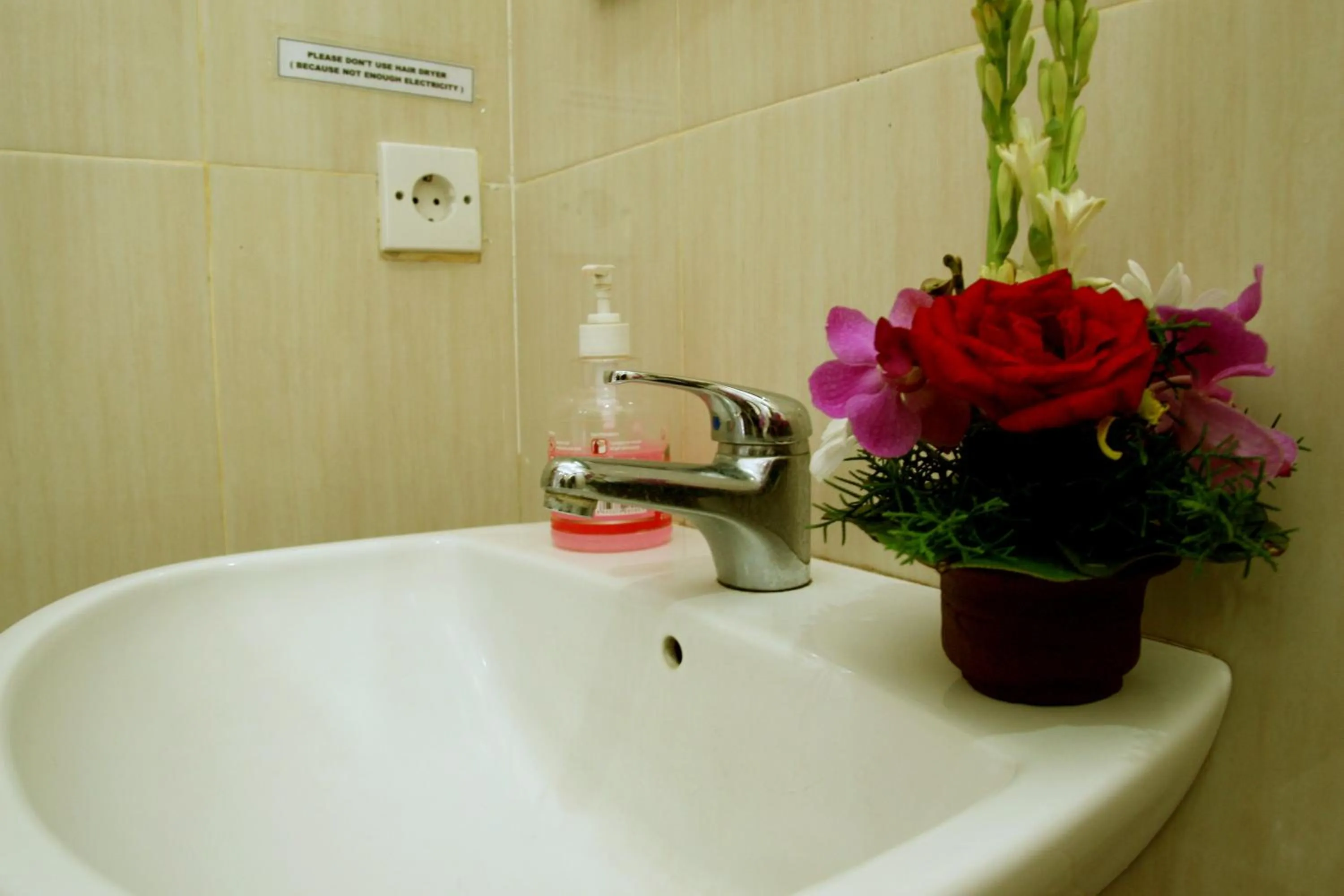 Suryadina Guest House