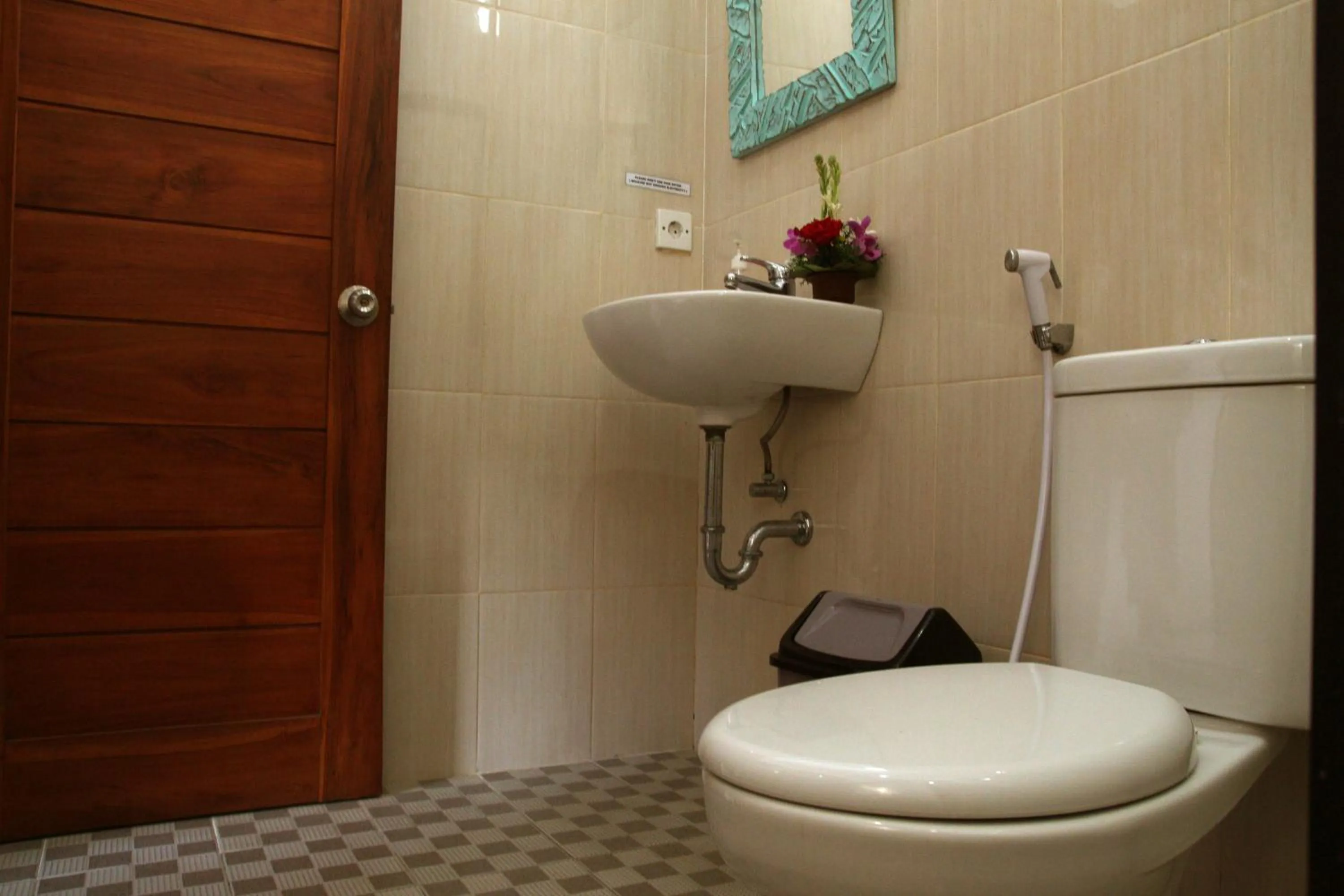 Suryadina Guest House