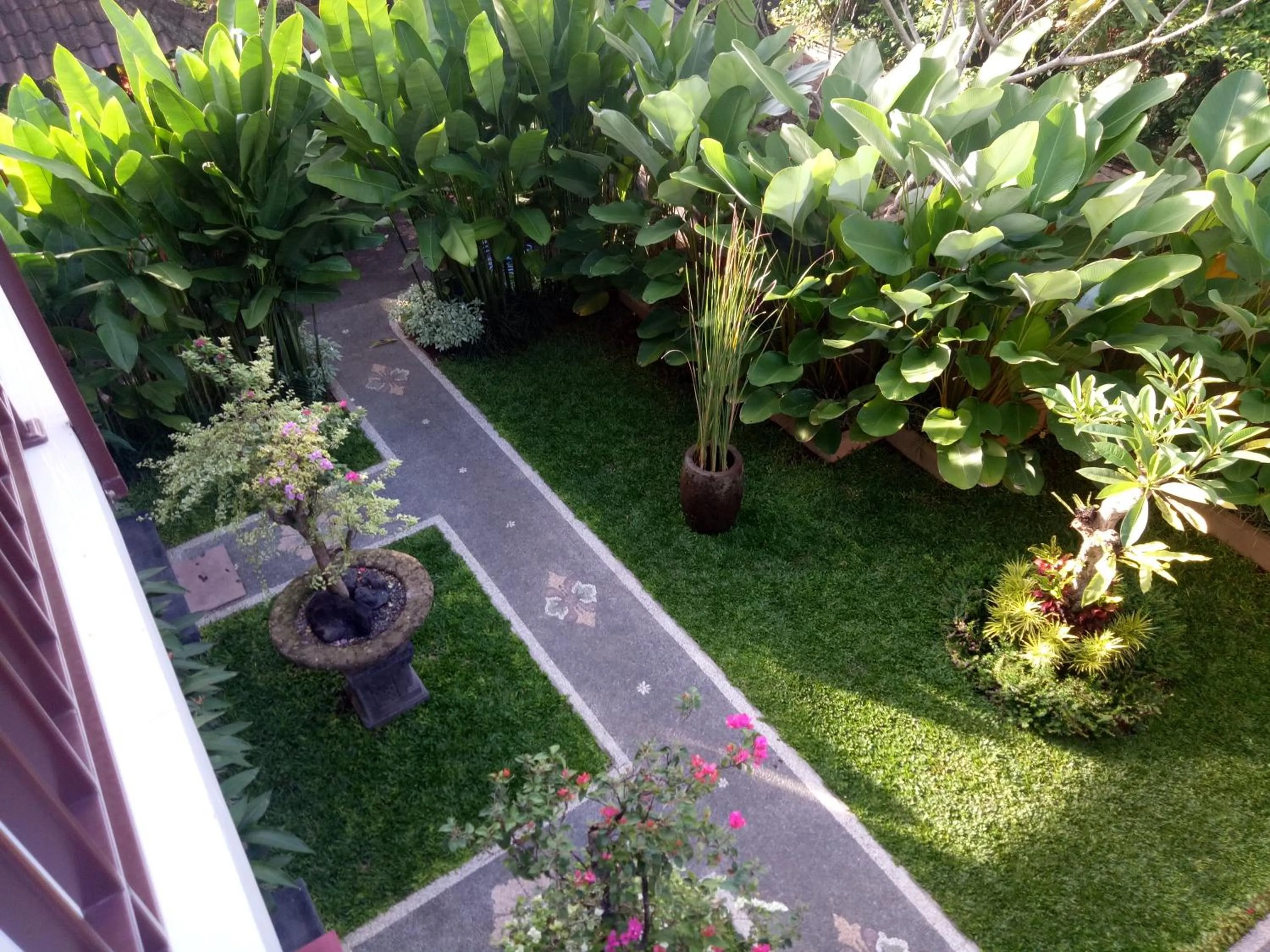 Suryadina Guest House