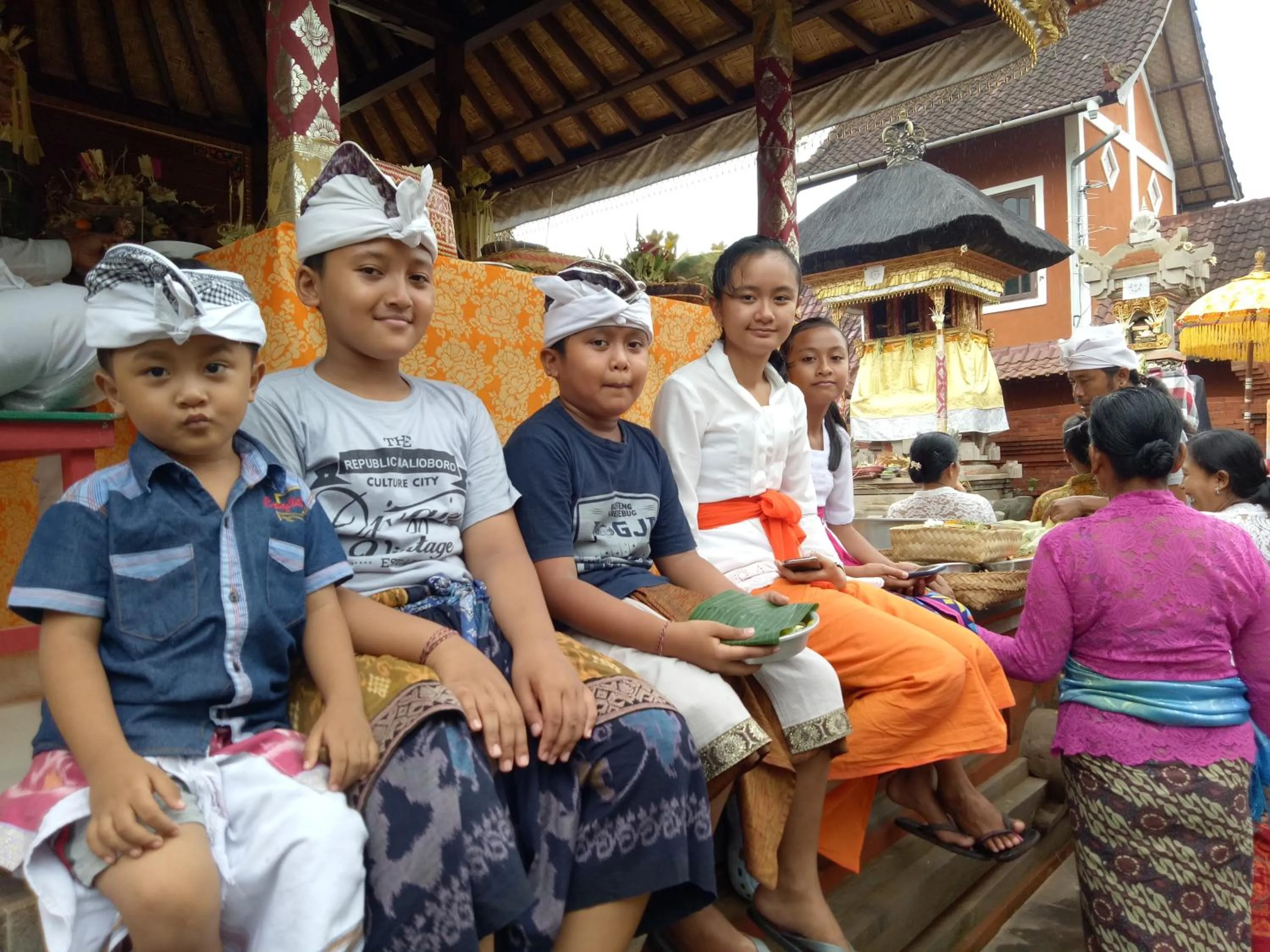 Family in Suryadina Guest House