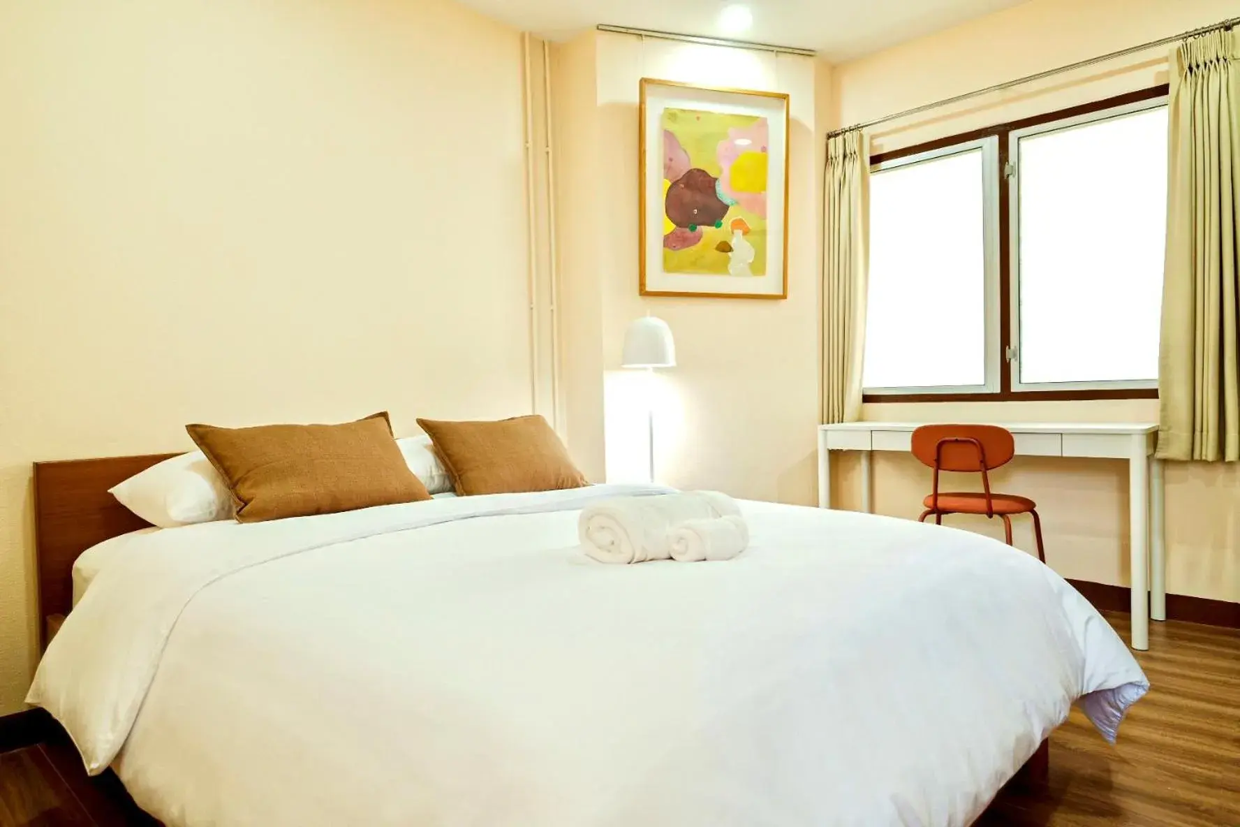 Budget Double Room in Thong Poon Apartment Chiang Mai Budget Double Room in Thong Poon Apartment Chiang Mai