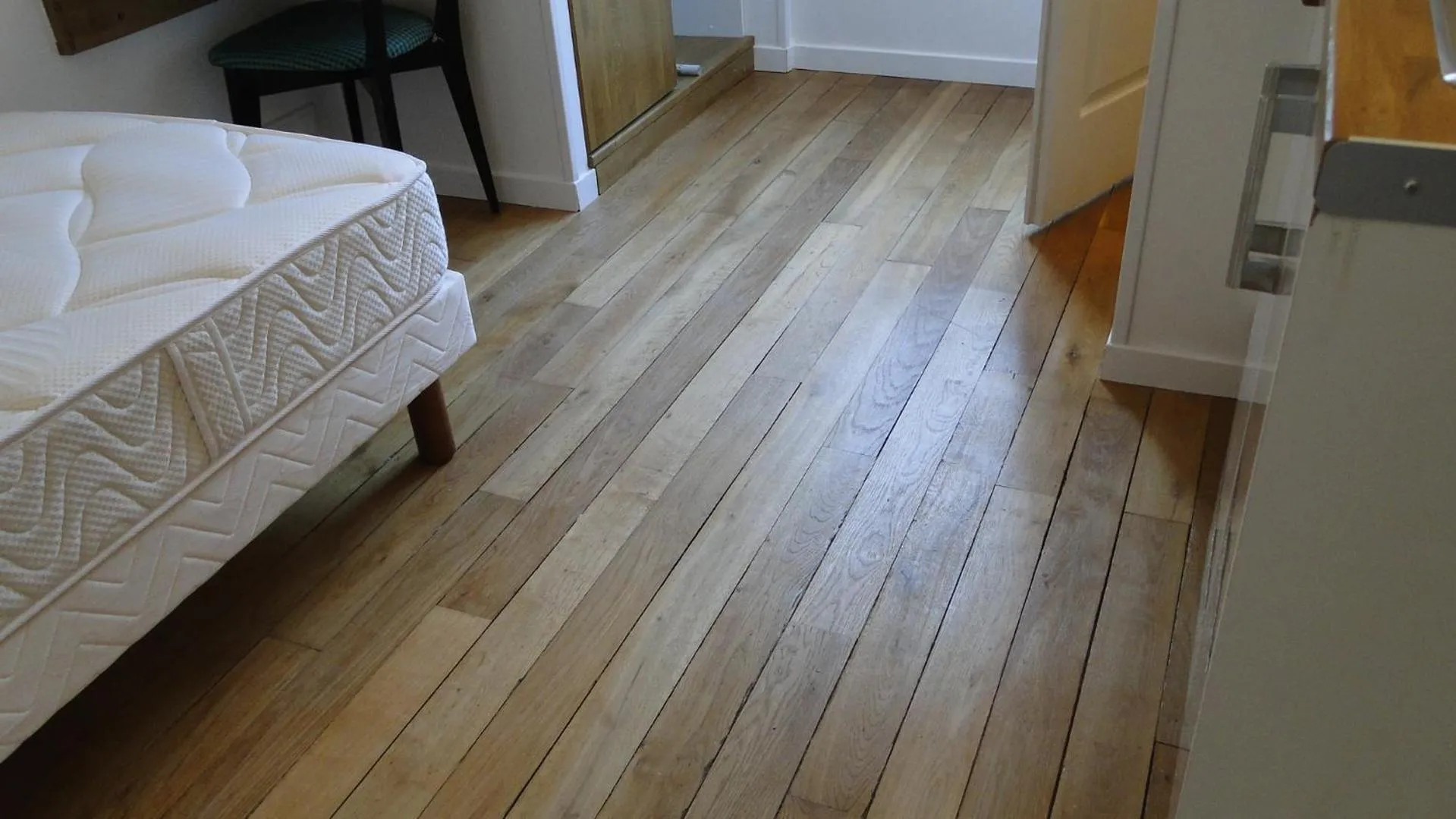 Bedroom, Room Photo in Salvy Residence