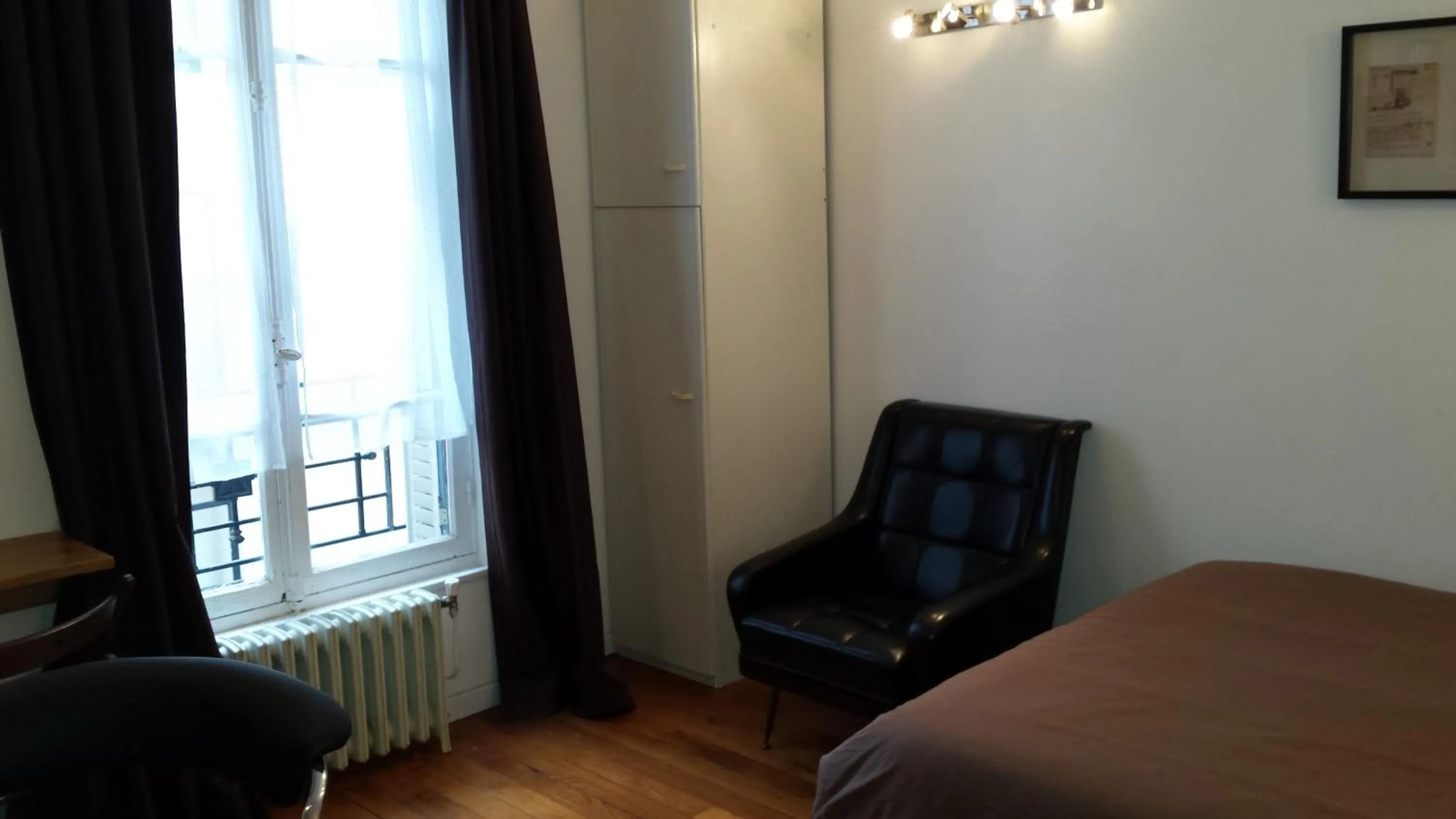 Bedroom, Seating Area in Salvy Residence