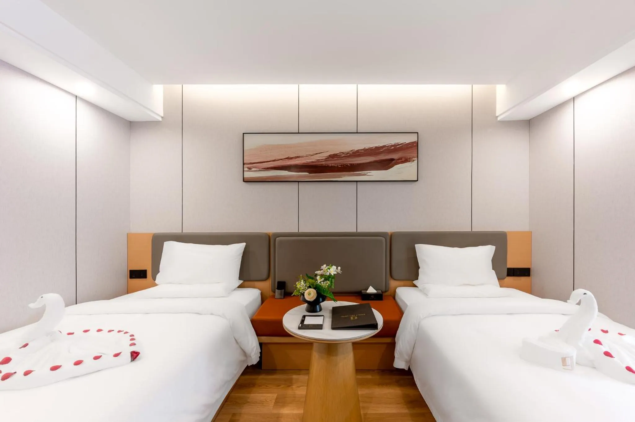 Bed in Rama9 No1 Hotel