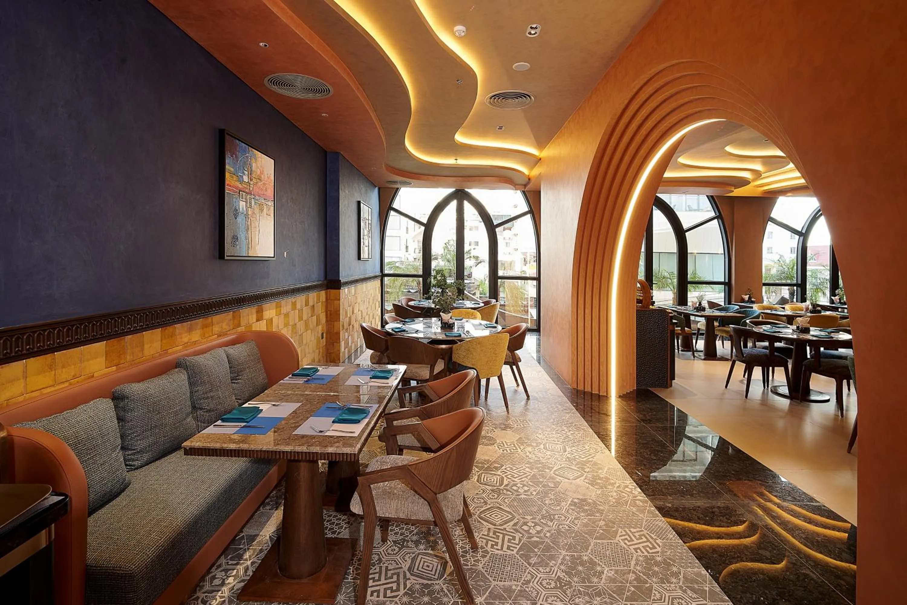 Restaurant/places to eat in Champton Nha Trang Hotel