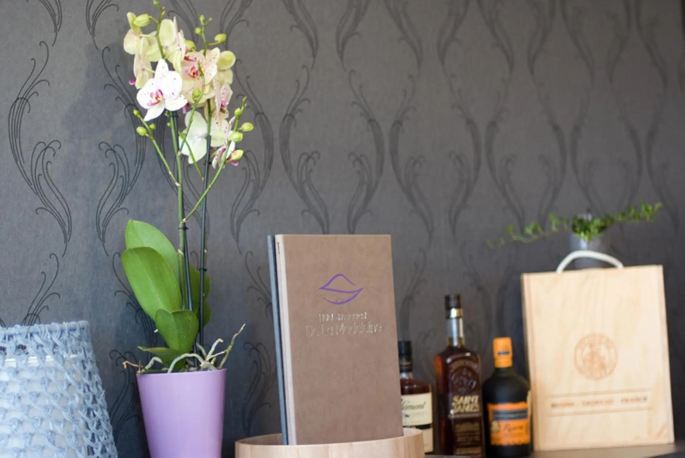 Living room in Logis Hotel Restaurant de La Madeleine