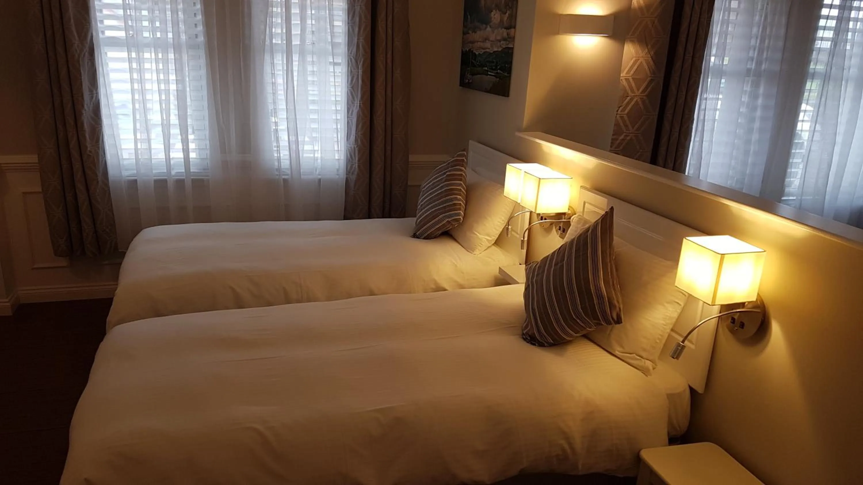 Bed in MacLean Guest House