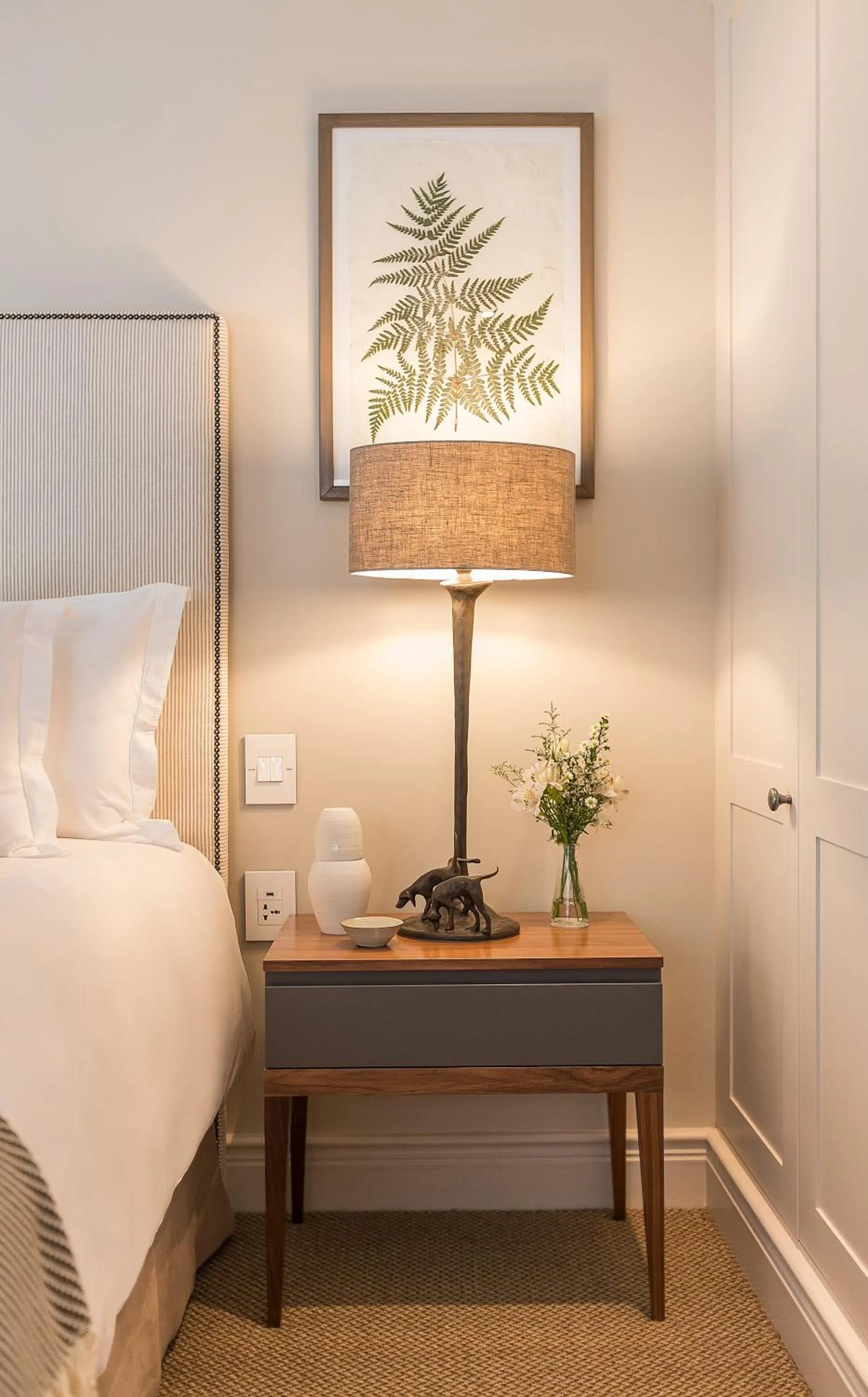 Bedroom, Bed in Leeu House