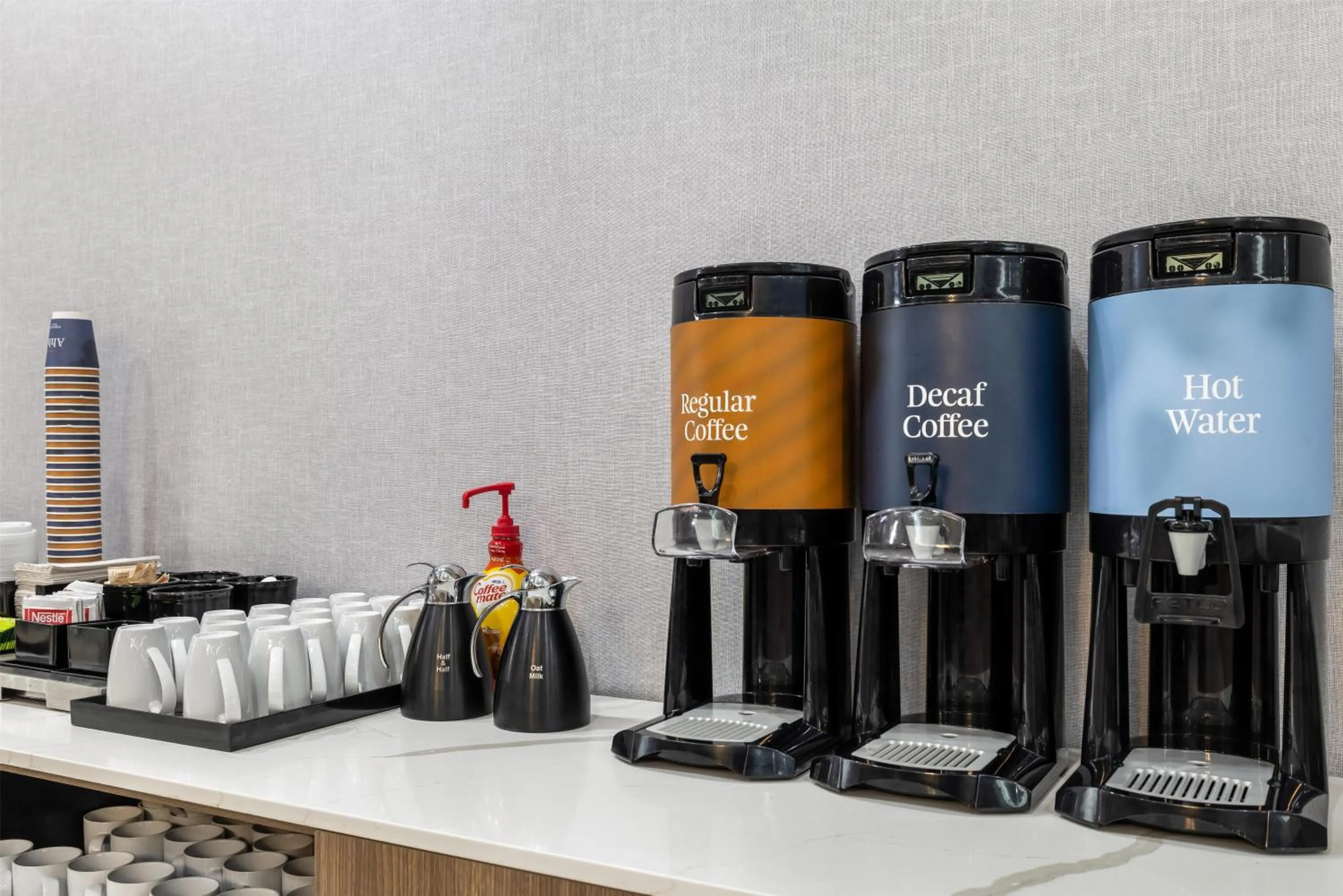 Dining area in Homewood Suites By Hilton Austin Airport