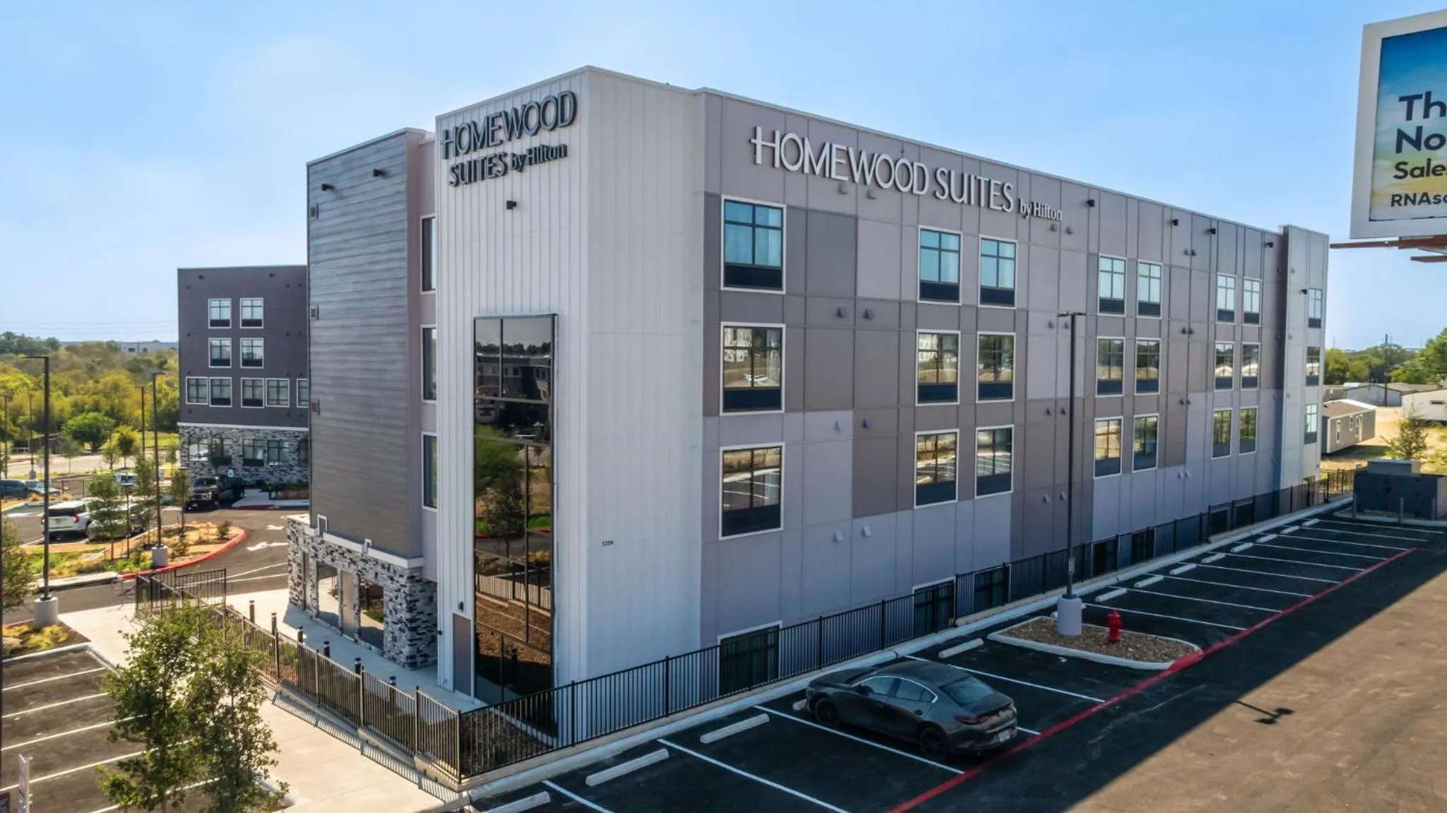Property building in Homewood Suites By Hilton Austin Airport