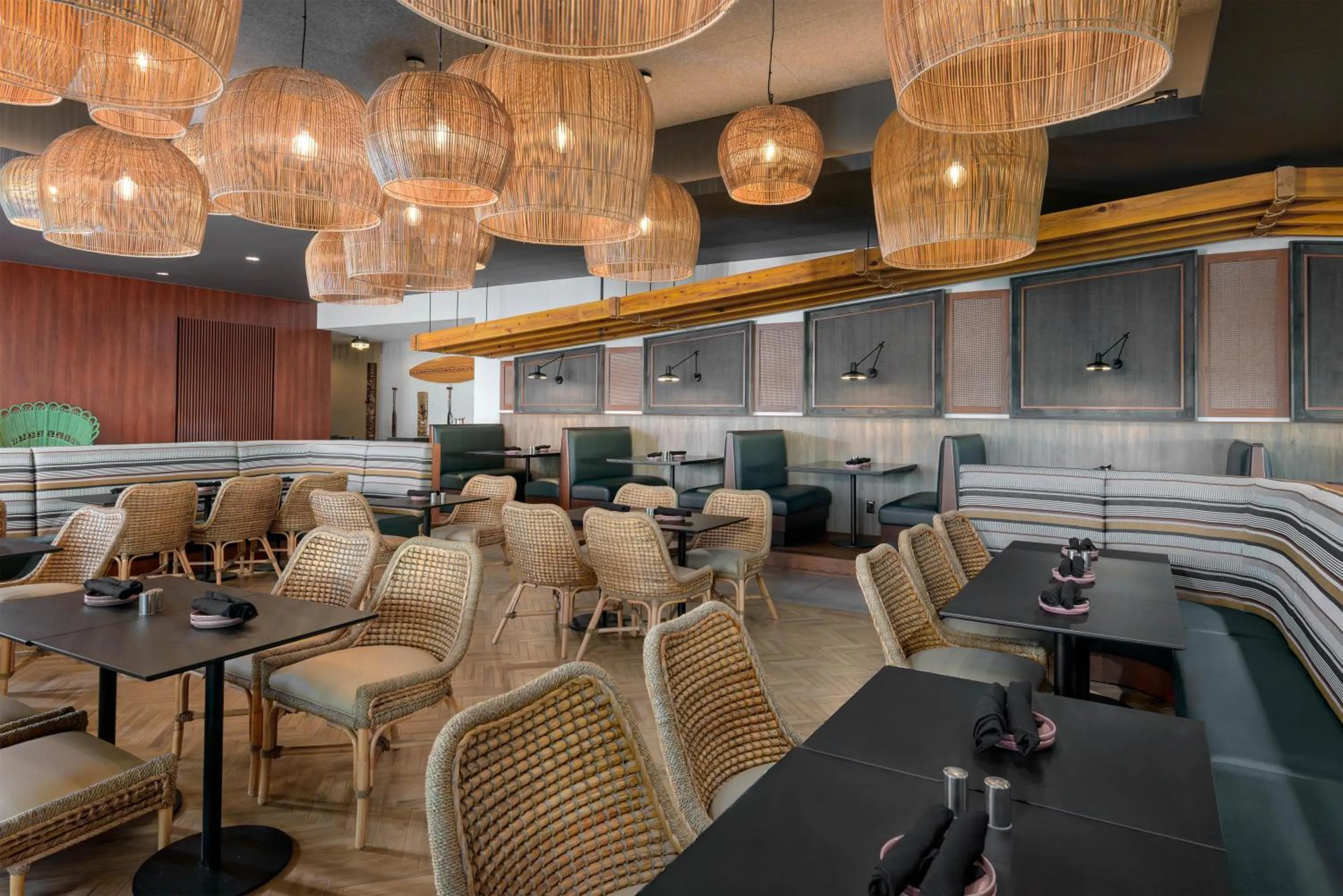 Restaurant/places to eat in Hilton Garden Inn Cape Canaveral Near Cocoa Beach