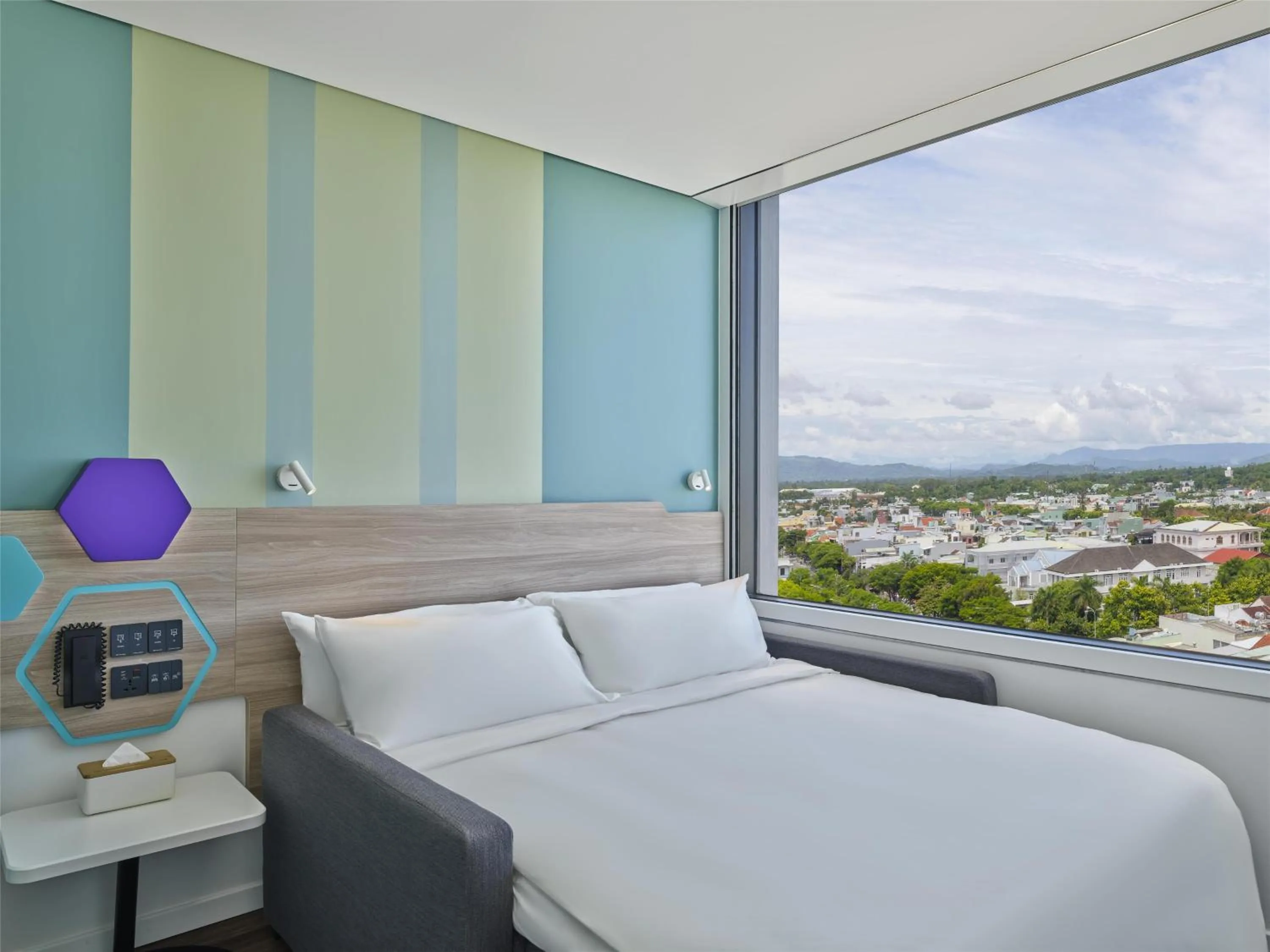 Bed in Tru By Hilton Tam Ky City Centre