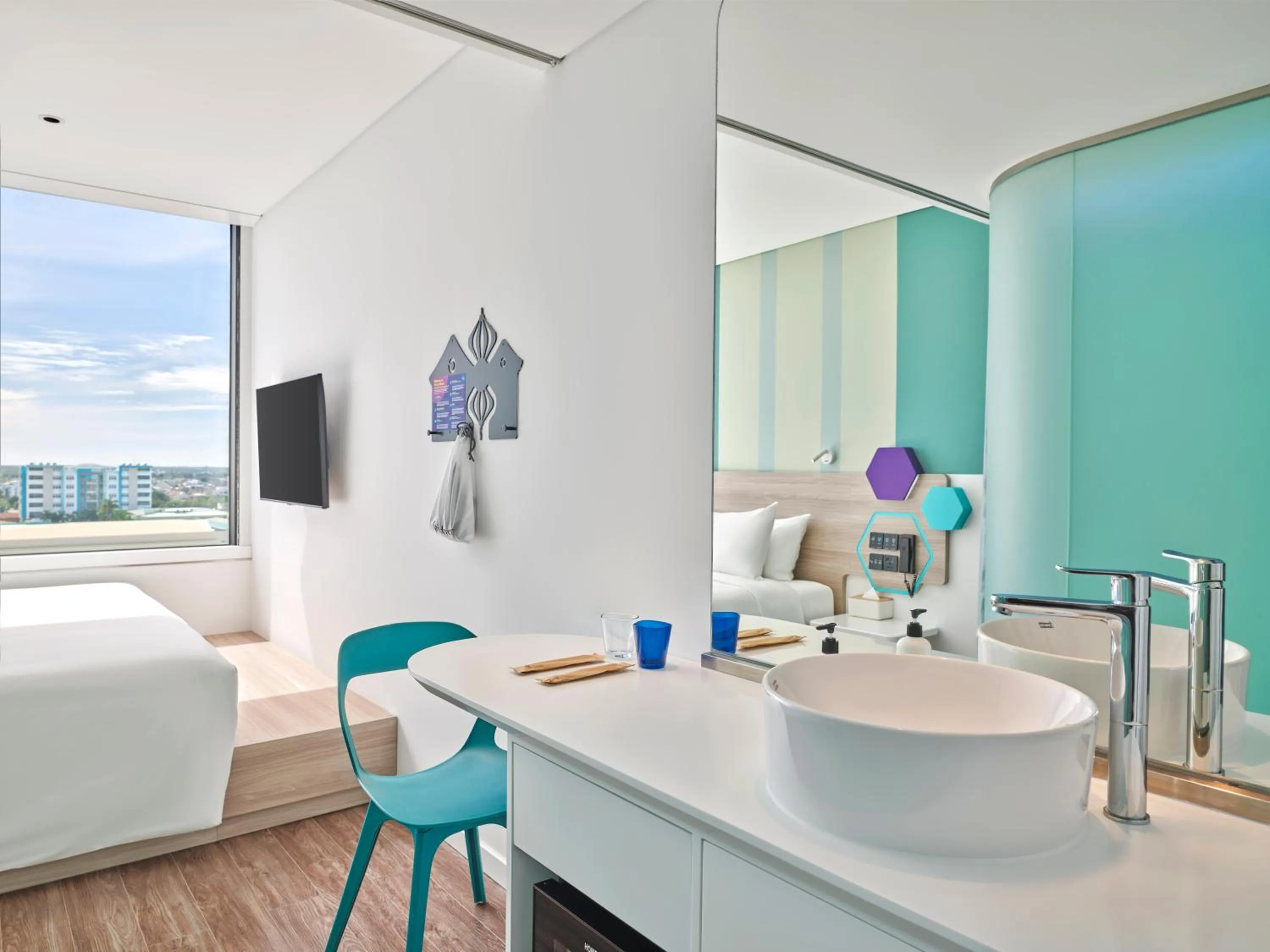 Bedroom, Bed in Tru By Hilton Tam Ky City Centre