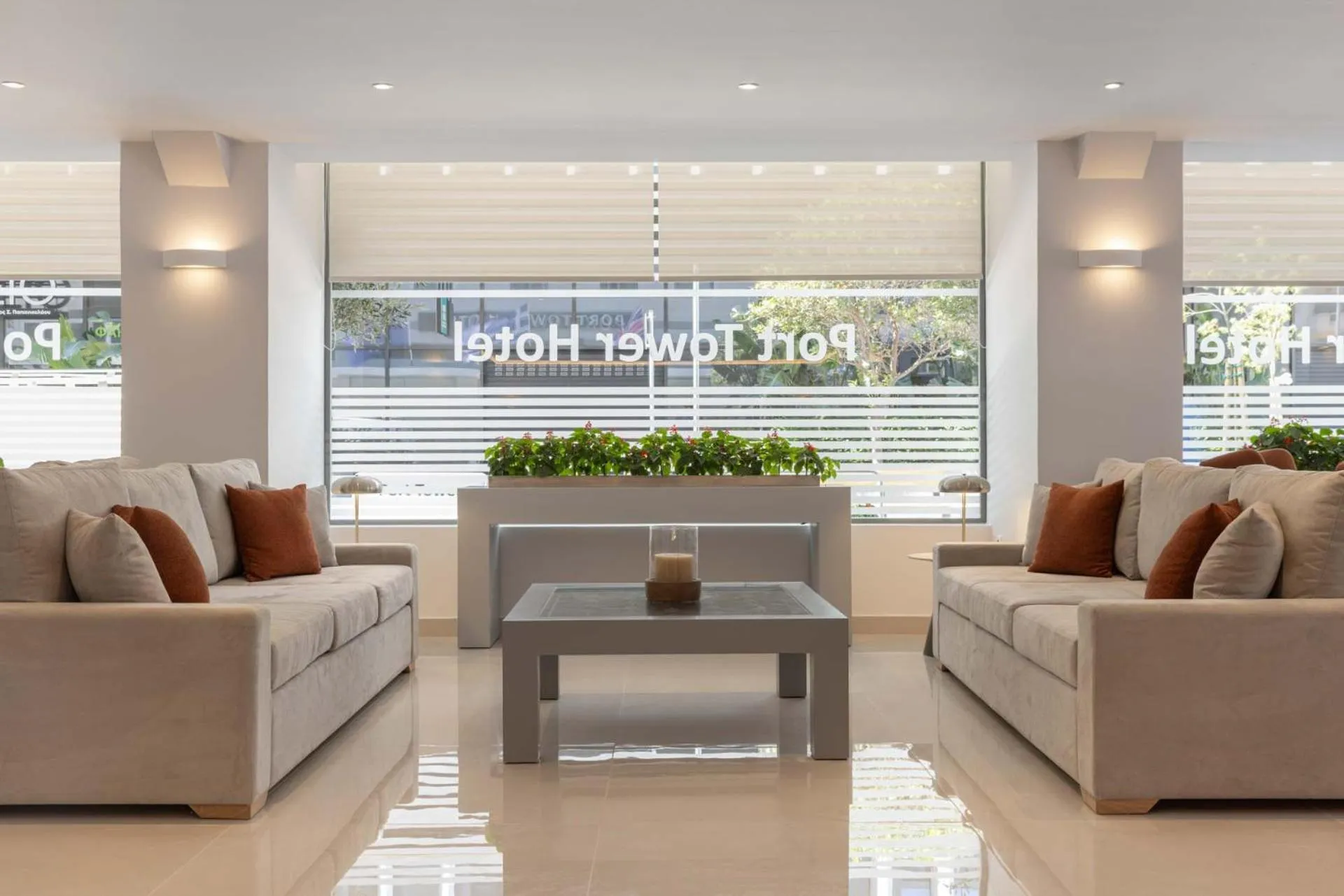 Lobby or reception in Port Tower Piraeus