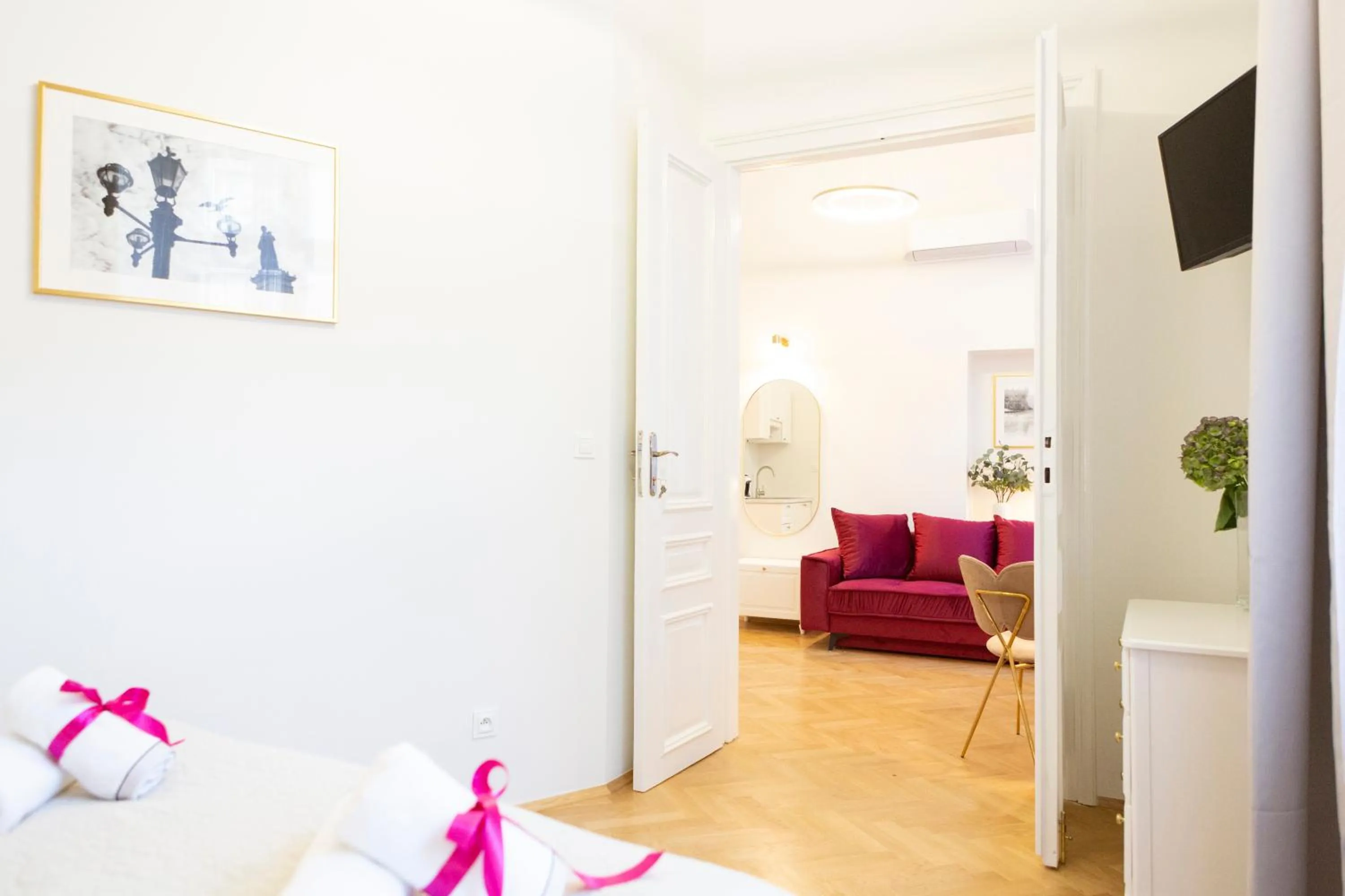 Bedroom in Apartments Roman