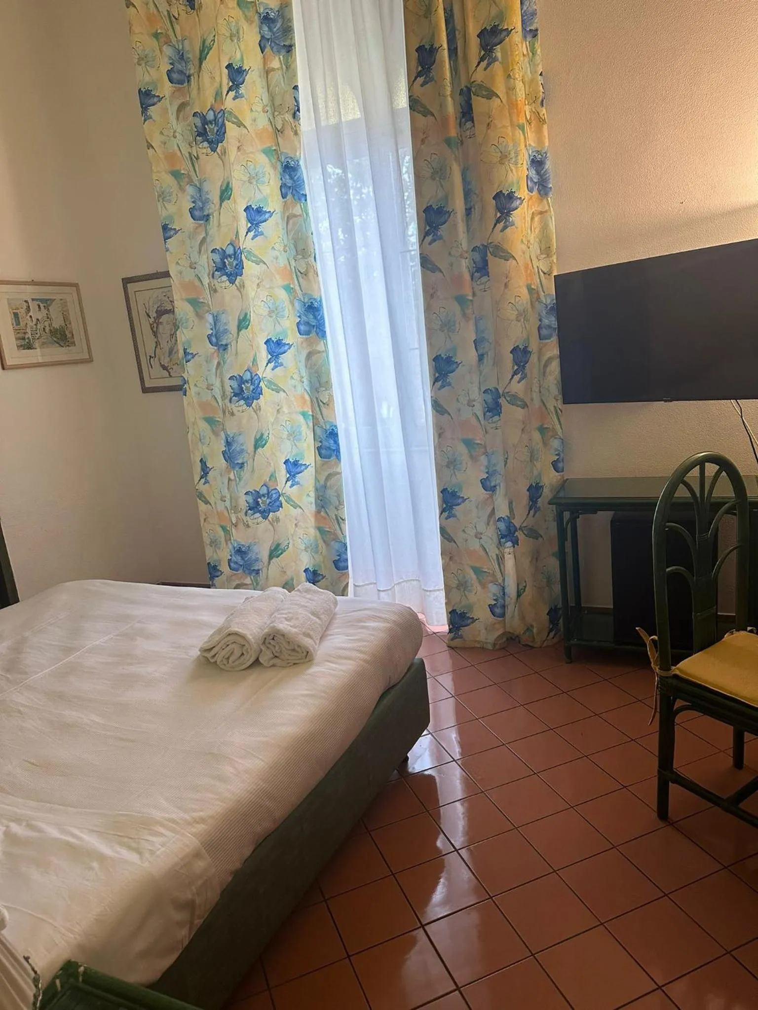 Bed in Hotel Baia Delle Sirene