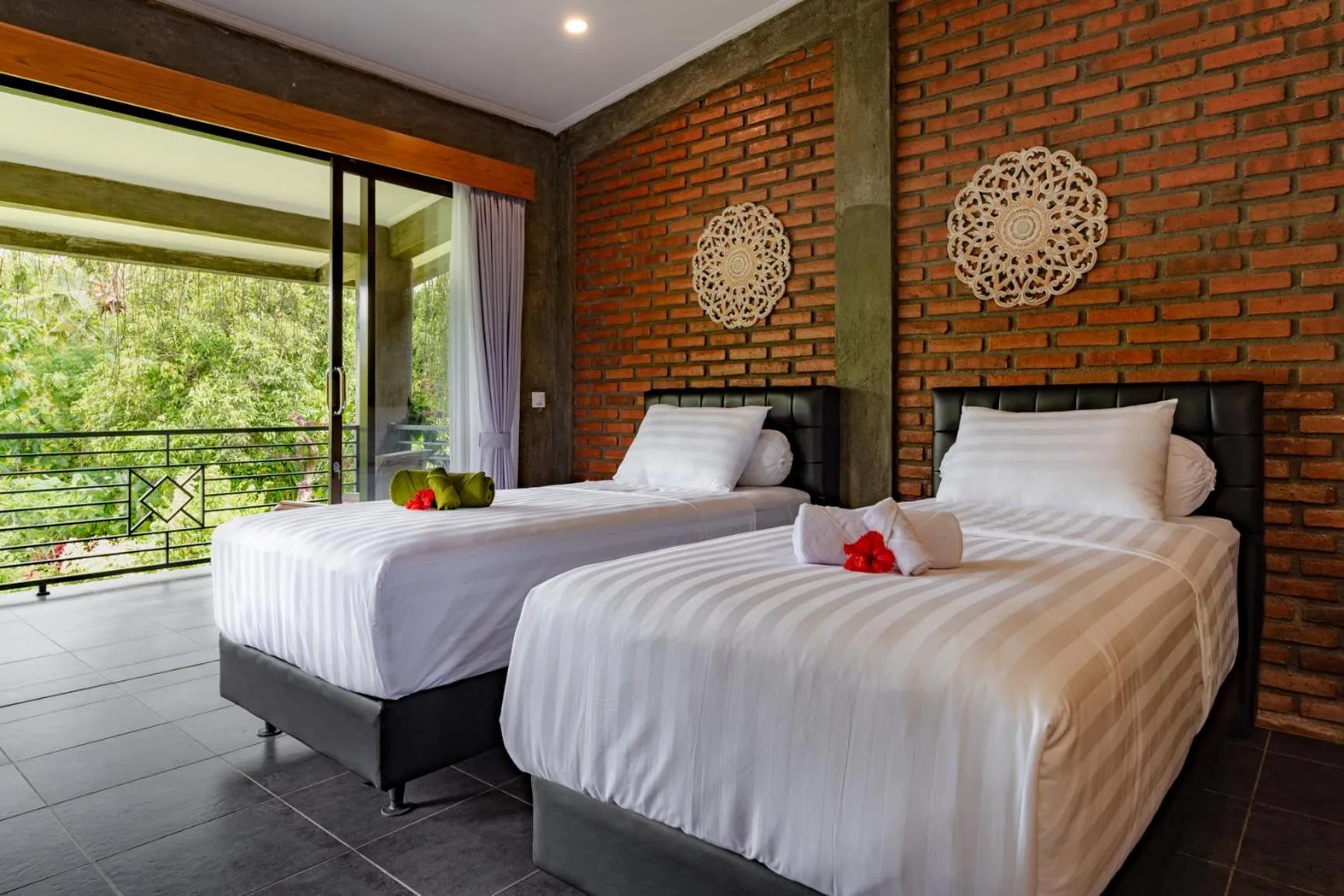 Bed in Alamanda Lovina Resort