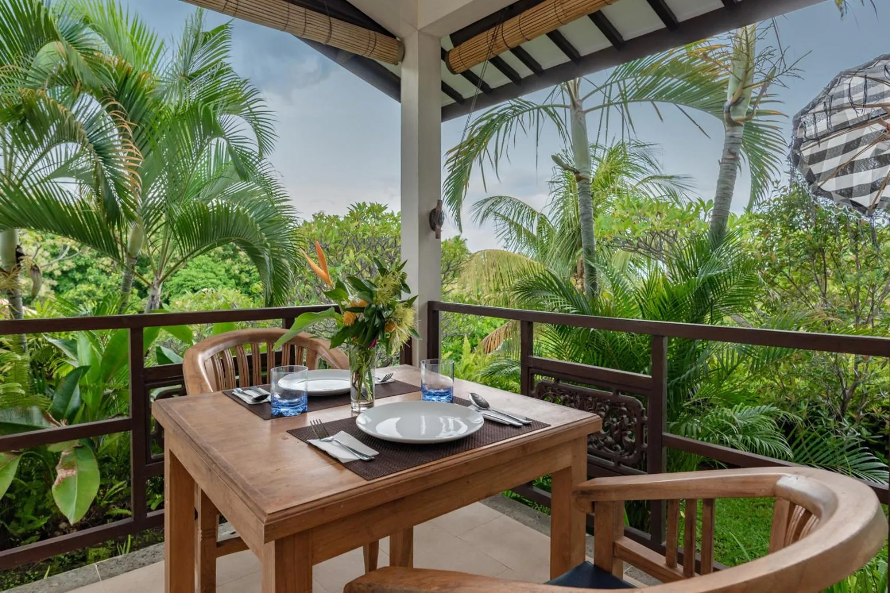 Day in Alamanda Lovina Resort