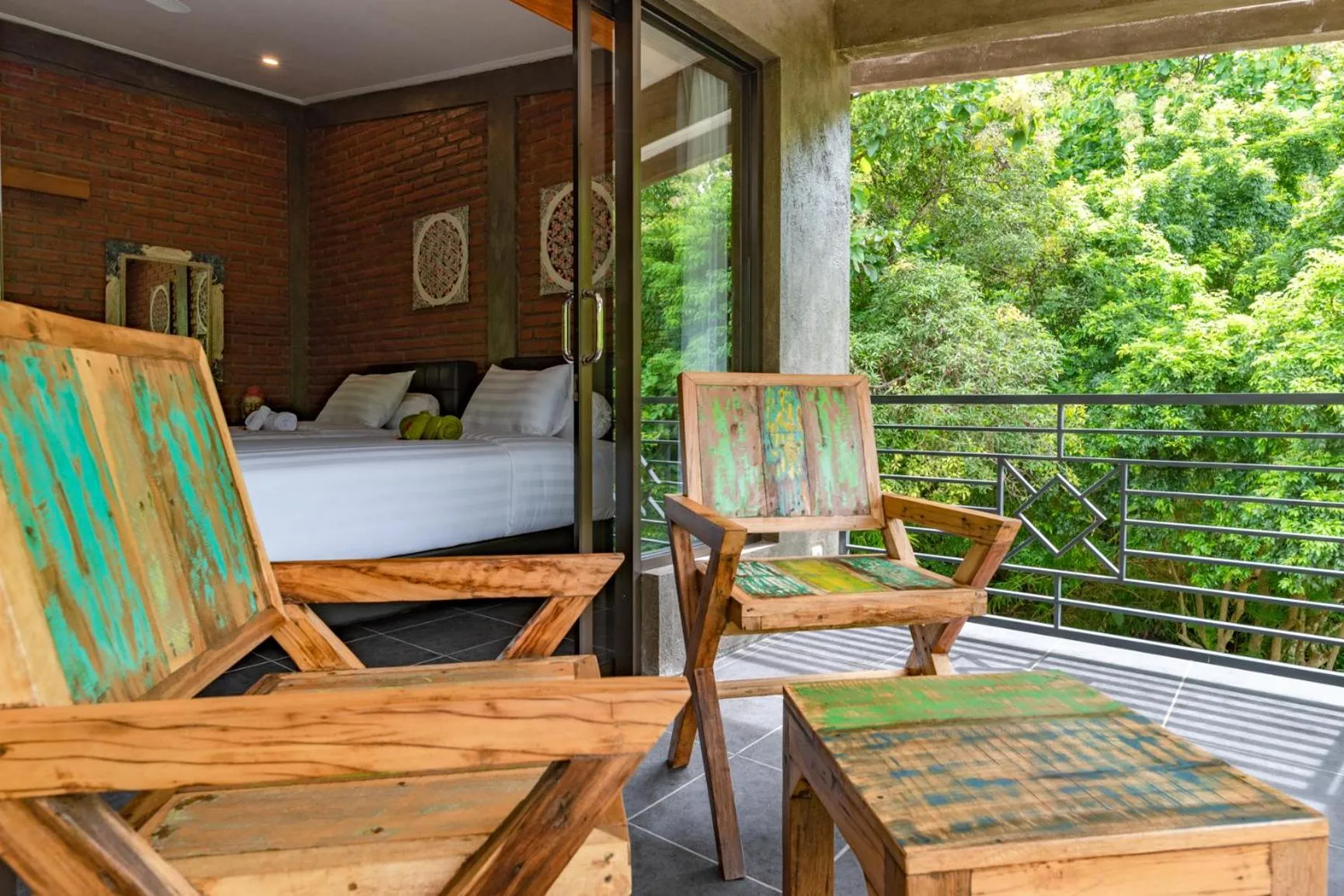 Bed in Alamanda Lovina Resort