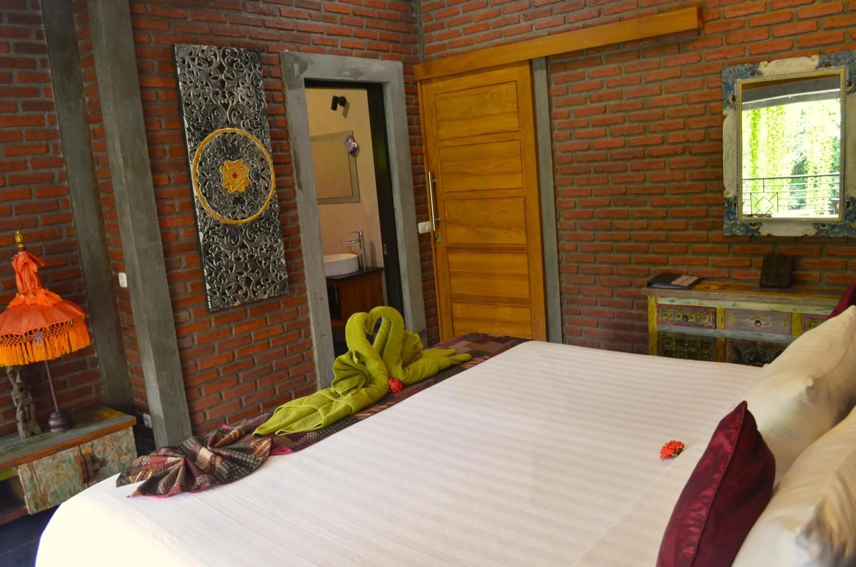 Bedroom, Bed in Alamanda Lovina Resort