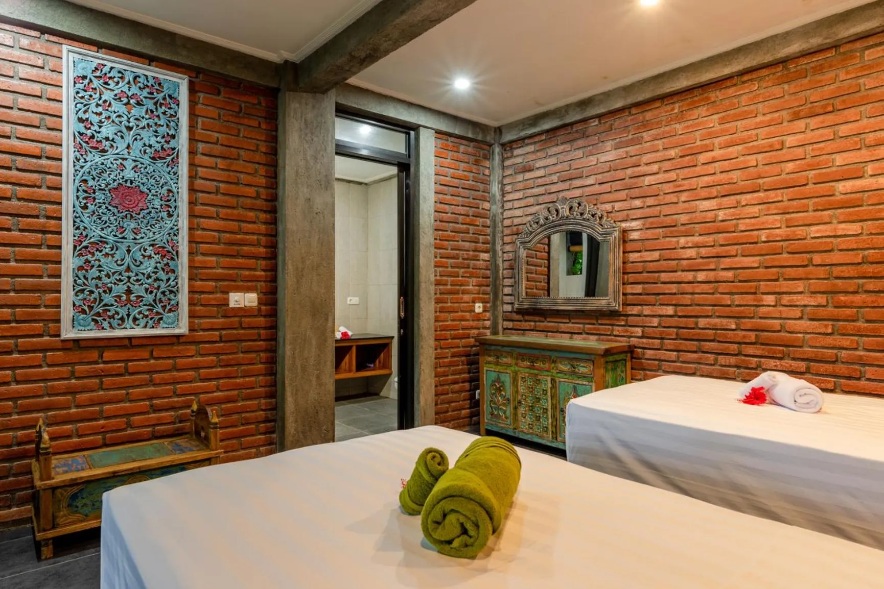 Bed in Alamanda Lovina Resort