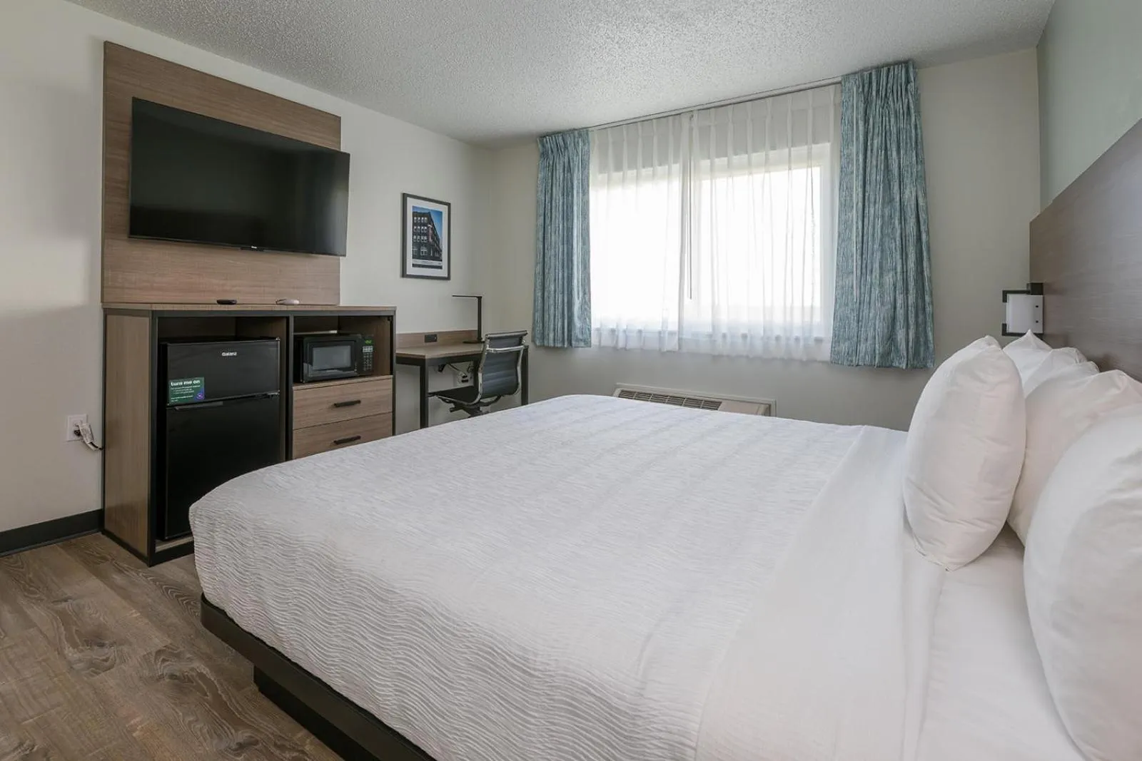 Photo of the whole room, Bed in Hotel Pommier Chariton